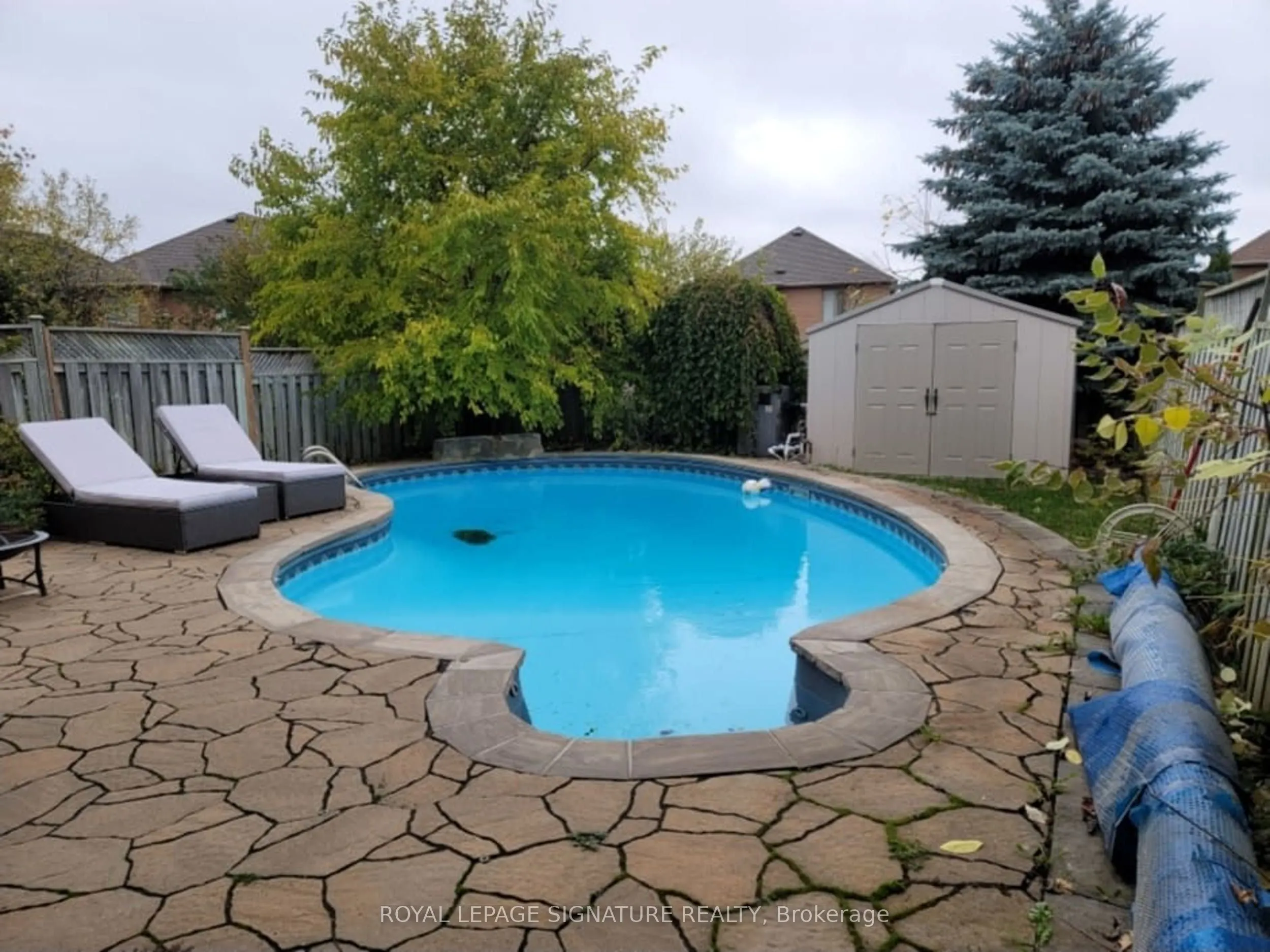 406 Hewitt Circle