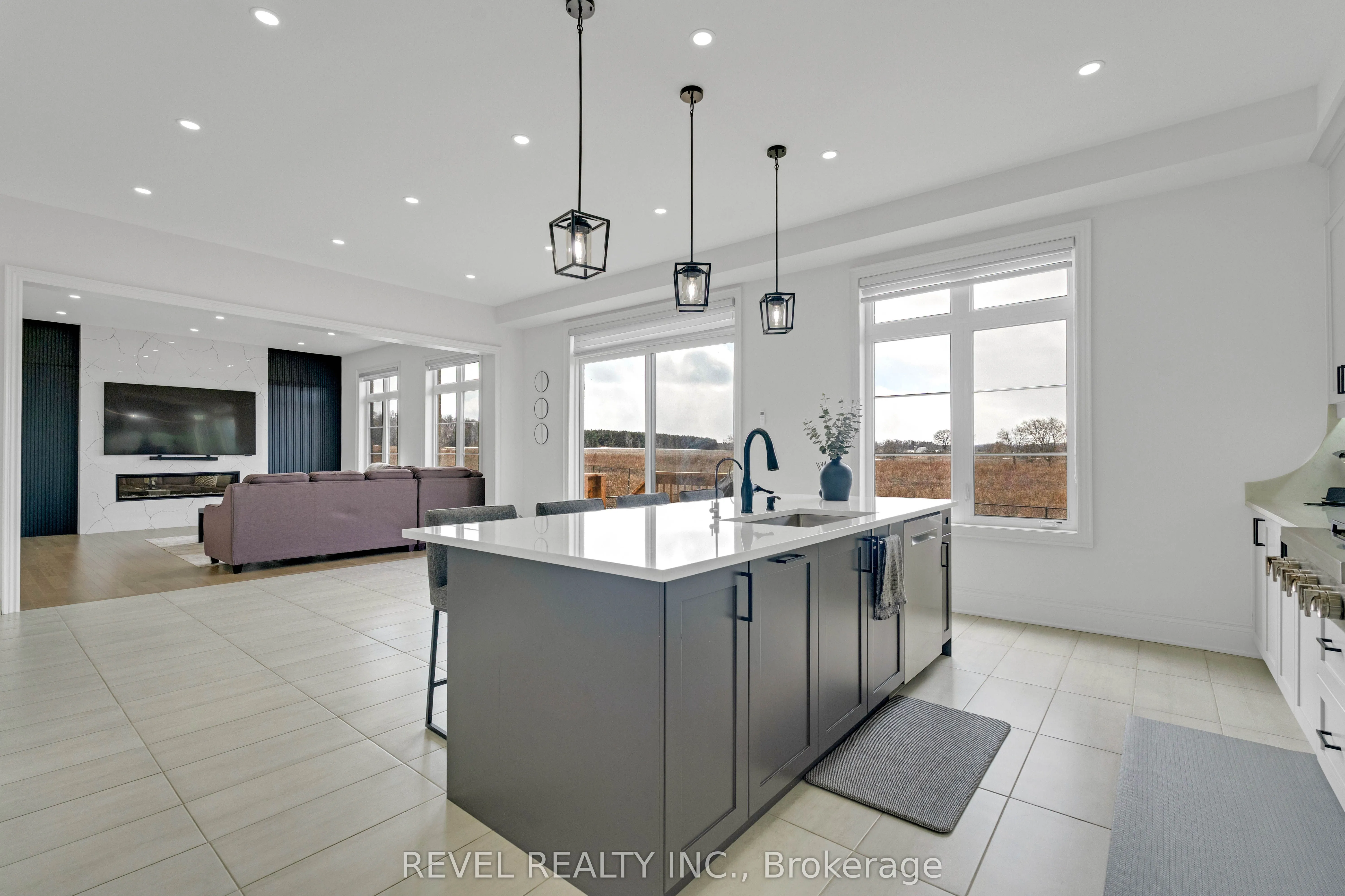 77 Marigold Boulevard