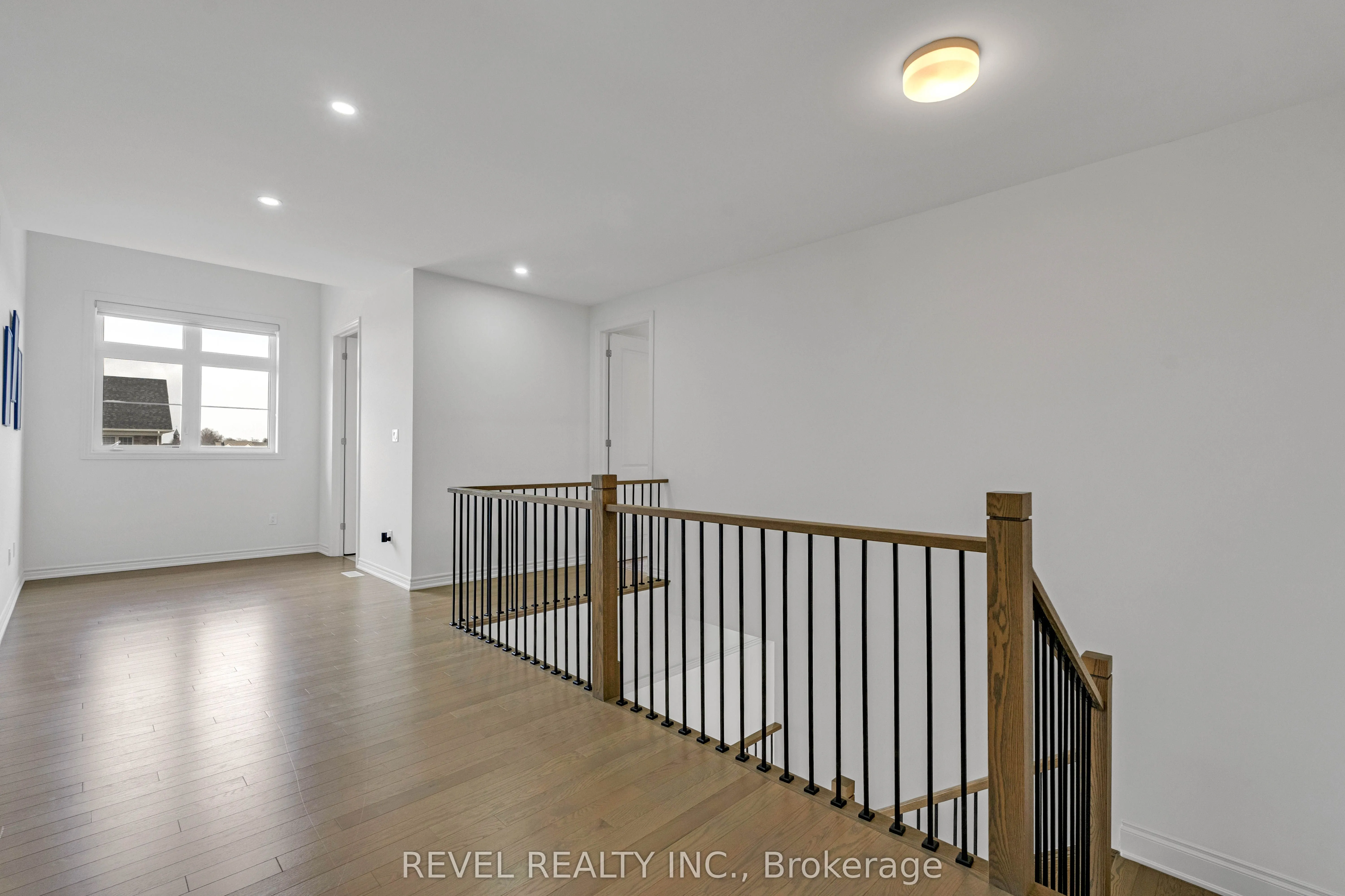 77 Marigold Boulevard