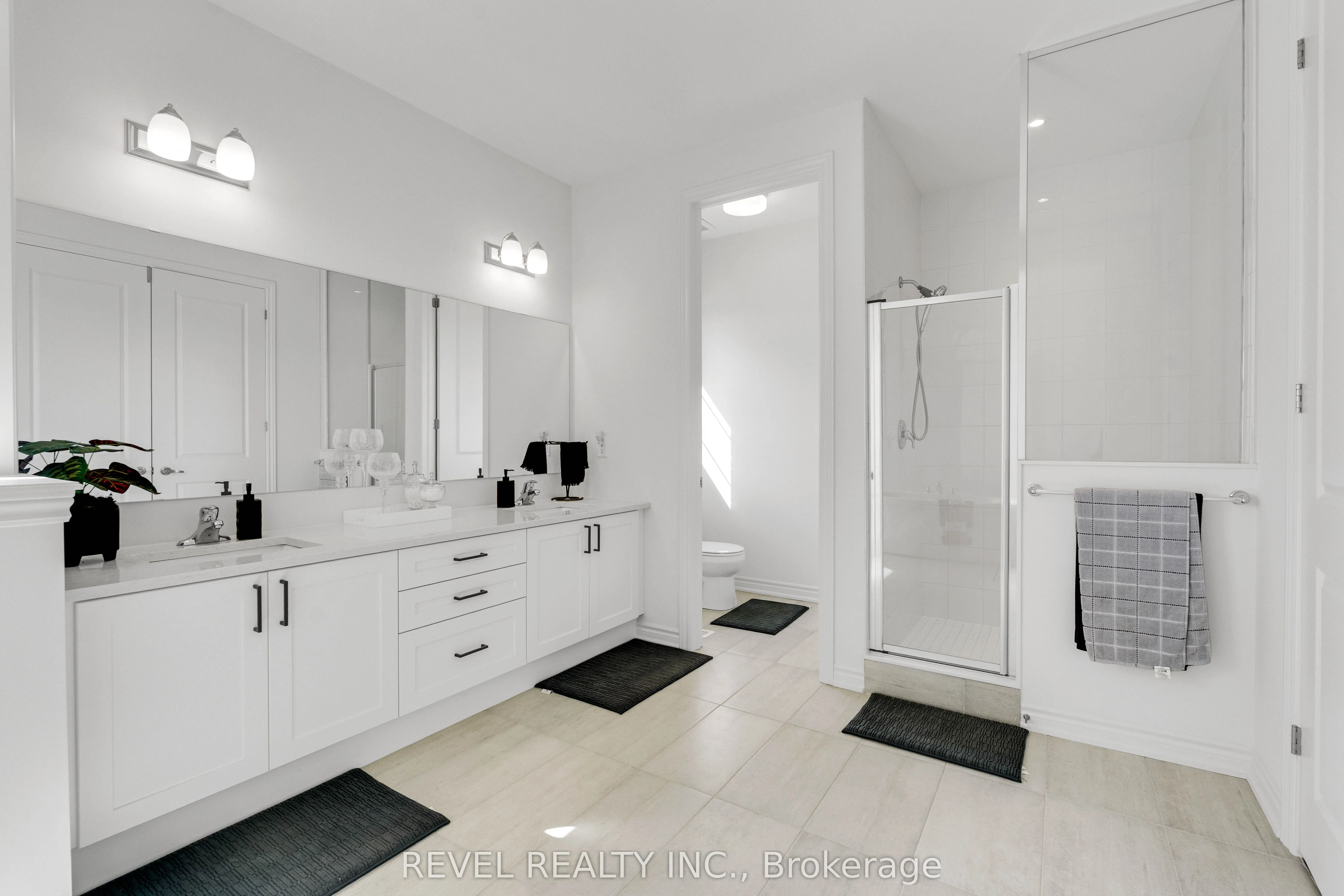 77 Marigold Boulevard