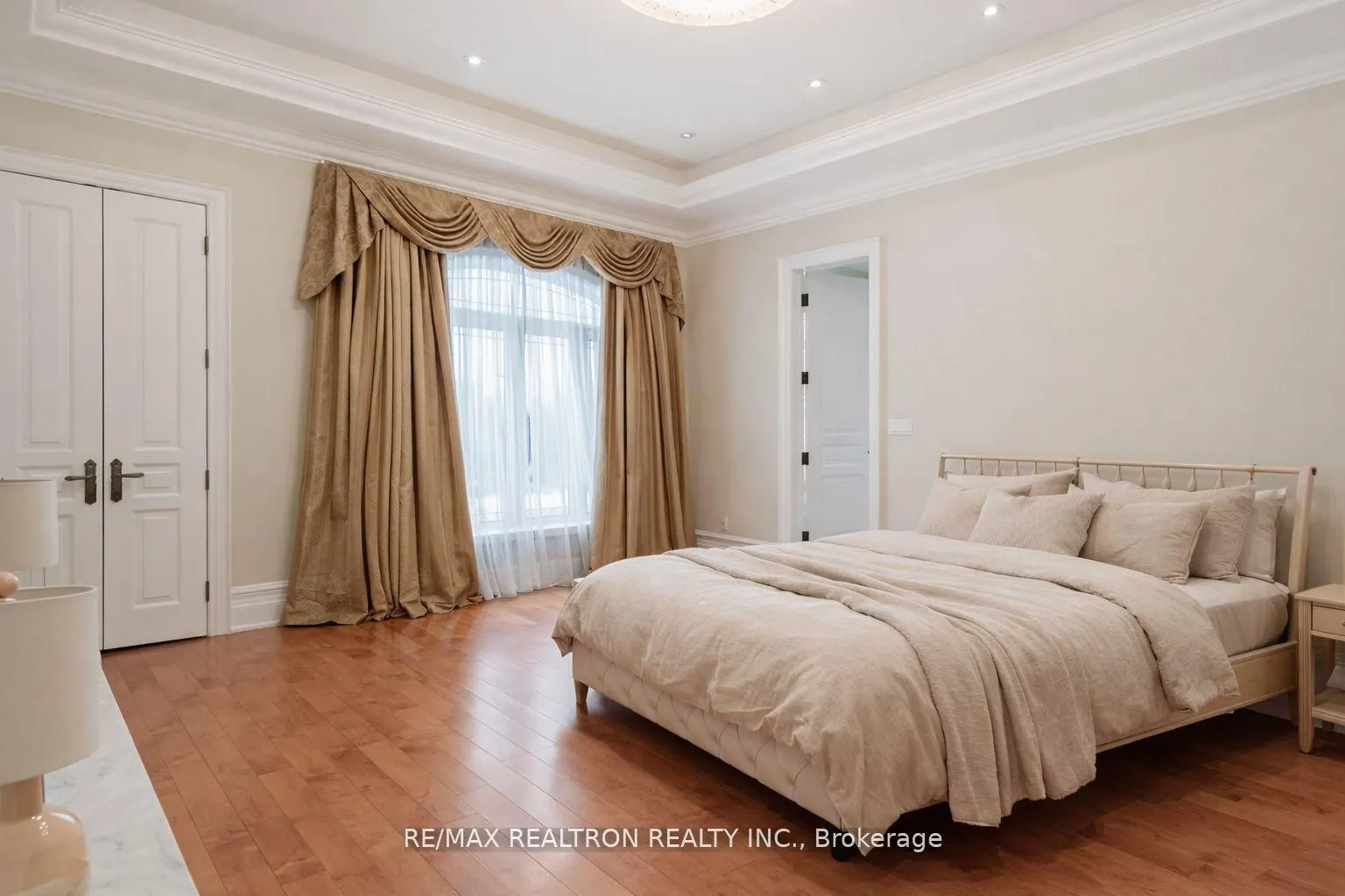 5 Long Hill Drive