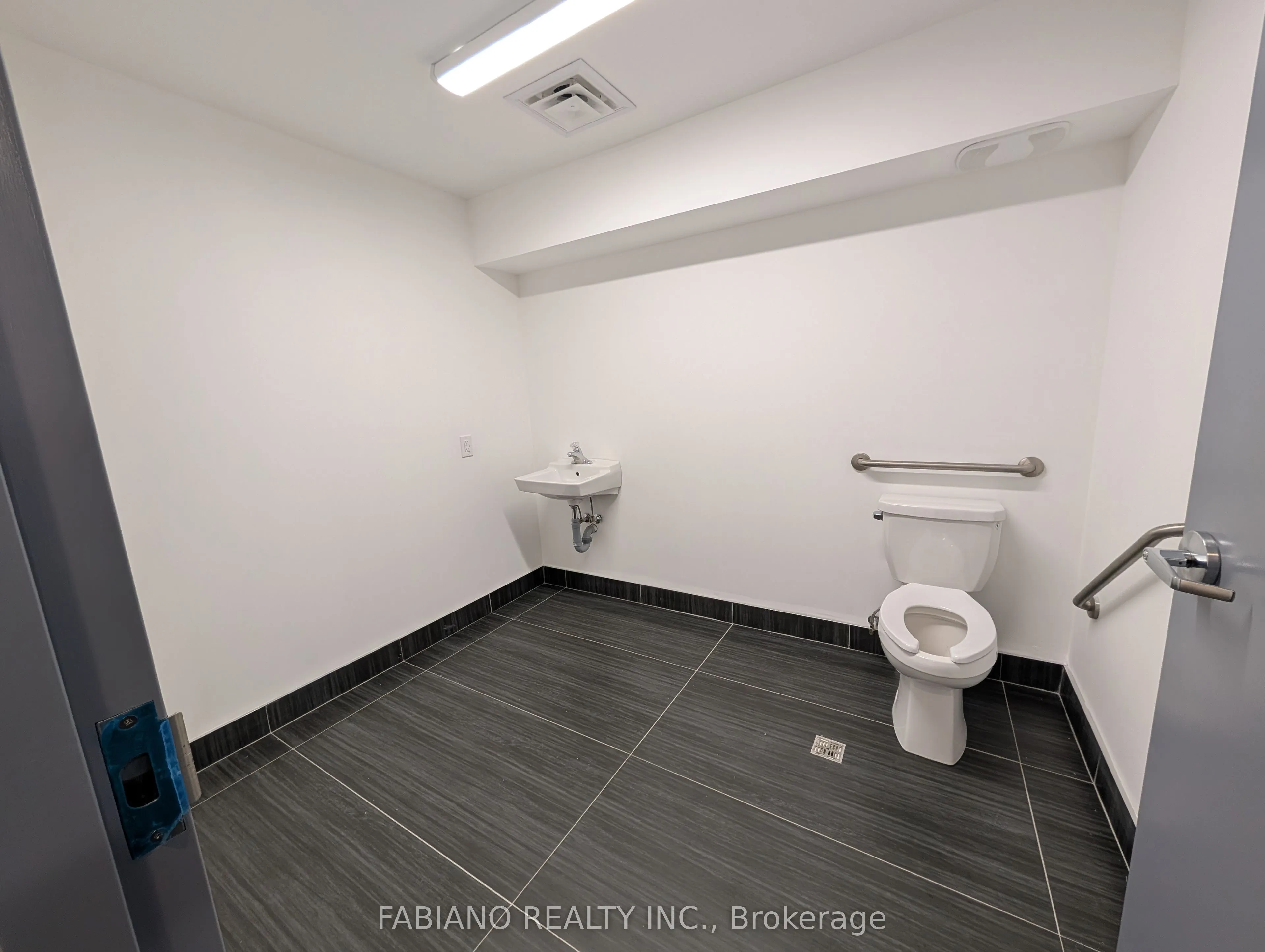 13130 Yonge Street #2
