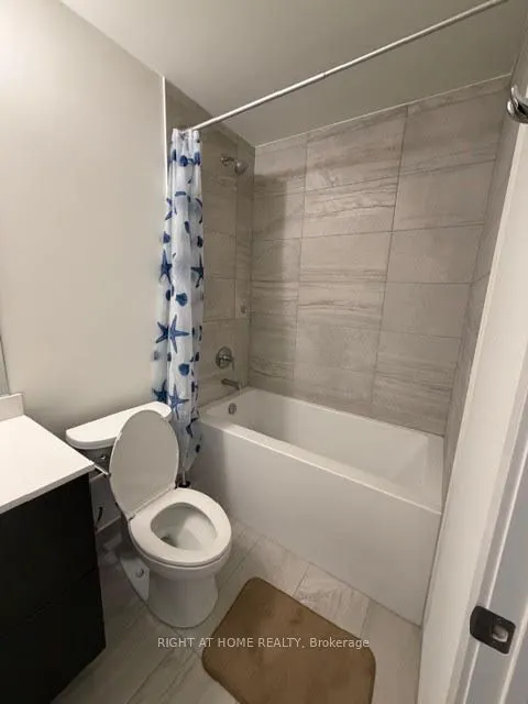 6 DAVID EYER Road #307