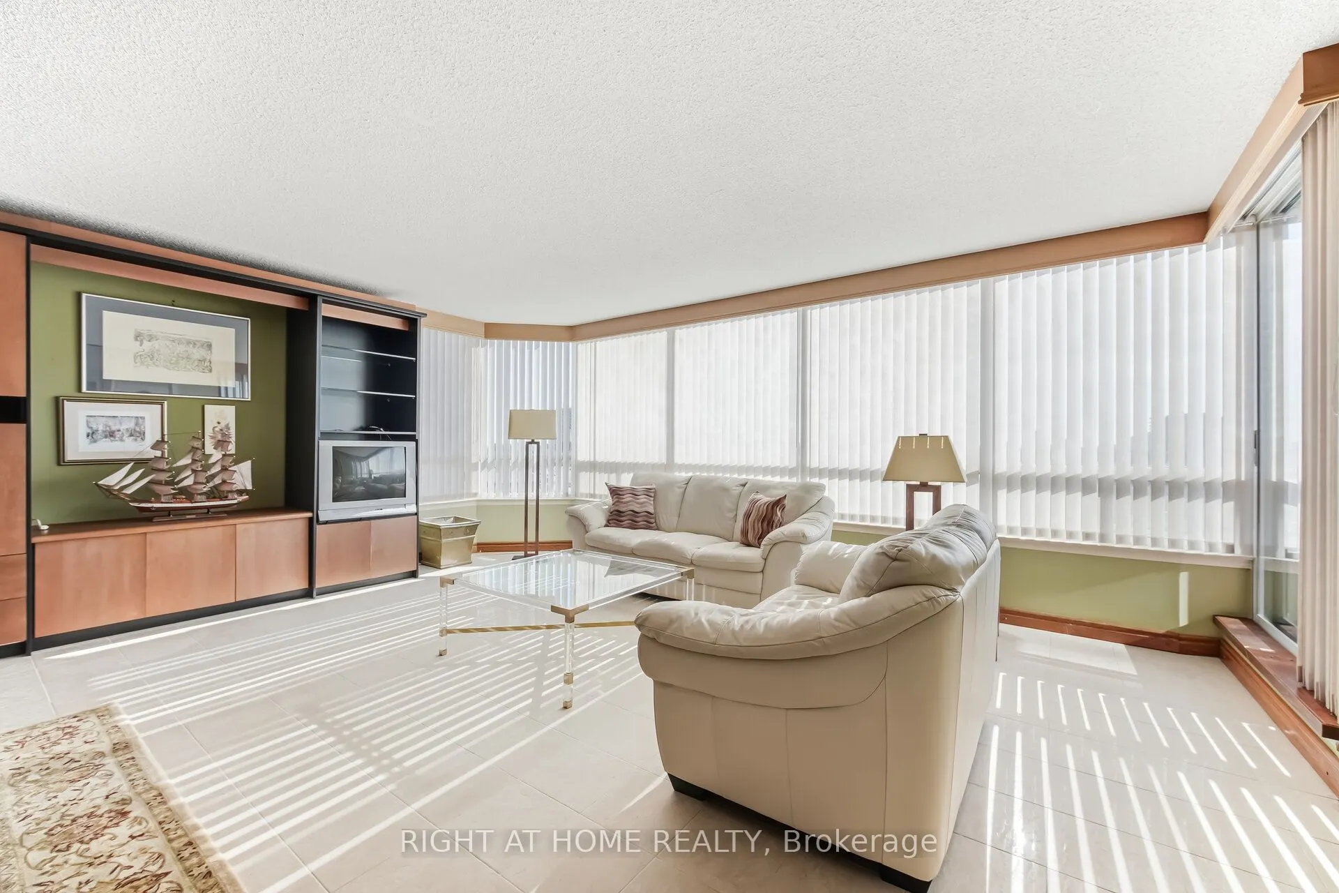 120 Promenade Circle #711