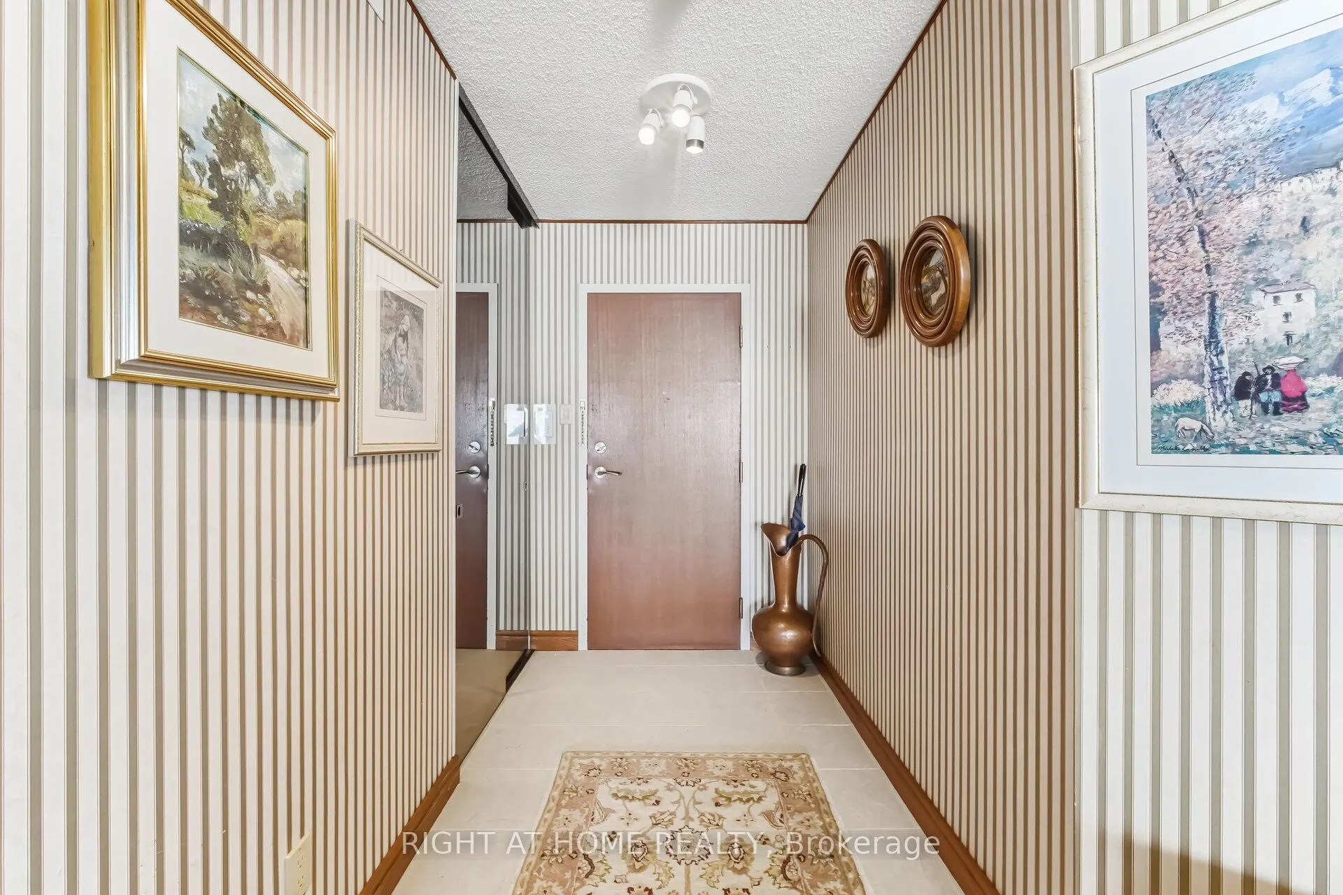 120 Promenade Circle #711