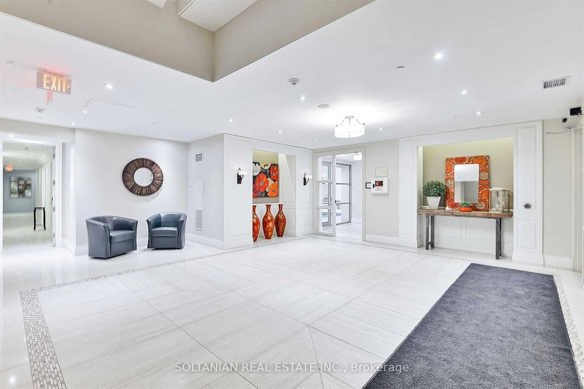 80 Burns Boulevard #425