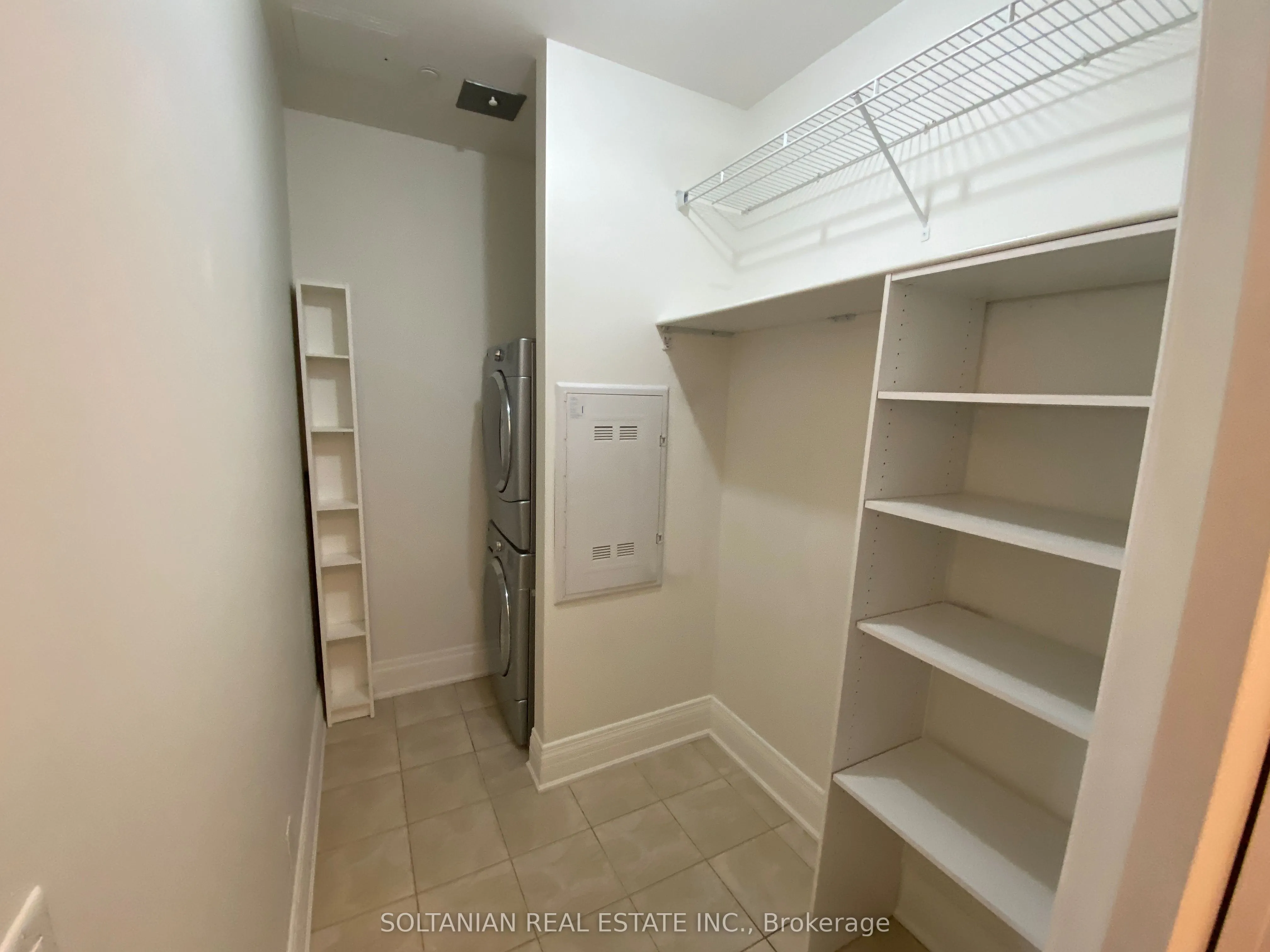80 Burns Boulevard #425