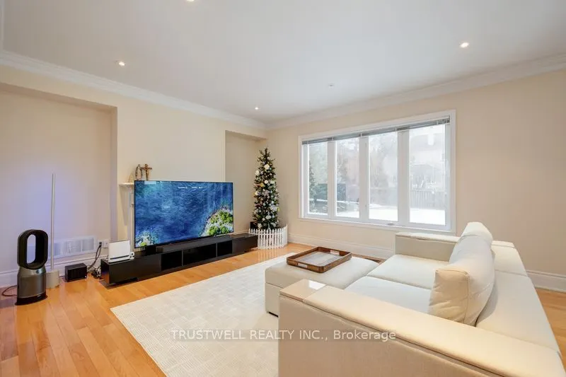 8 Ridgley Court