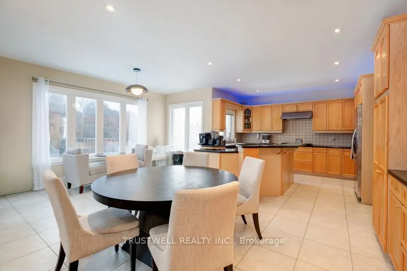 8 Ridgley Court