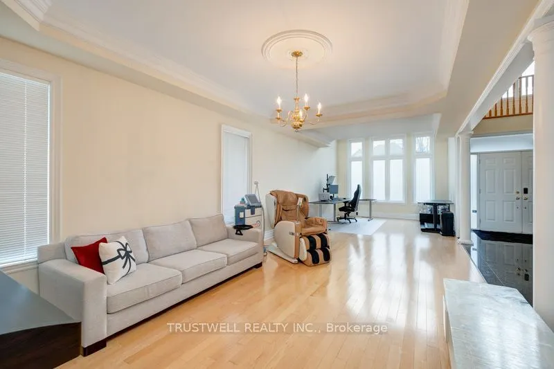 8 Ridgley Court