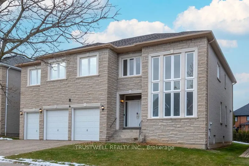 8 Ridgley Court