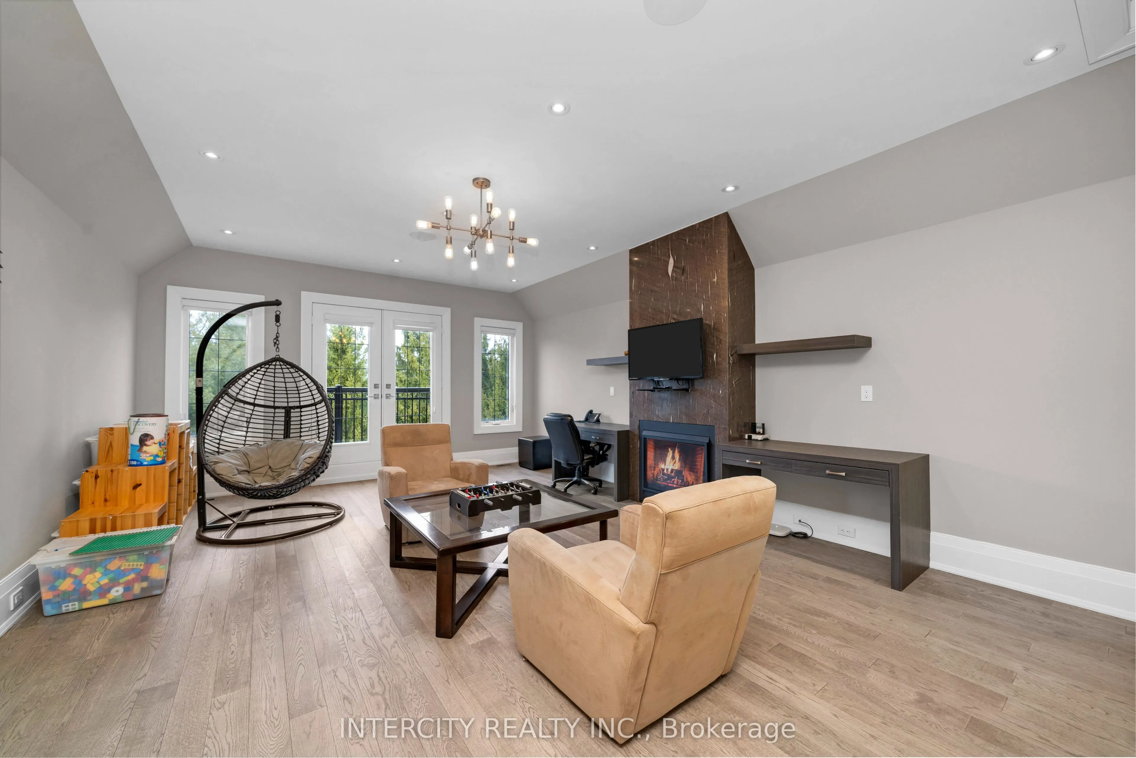 34 Rosebud Court