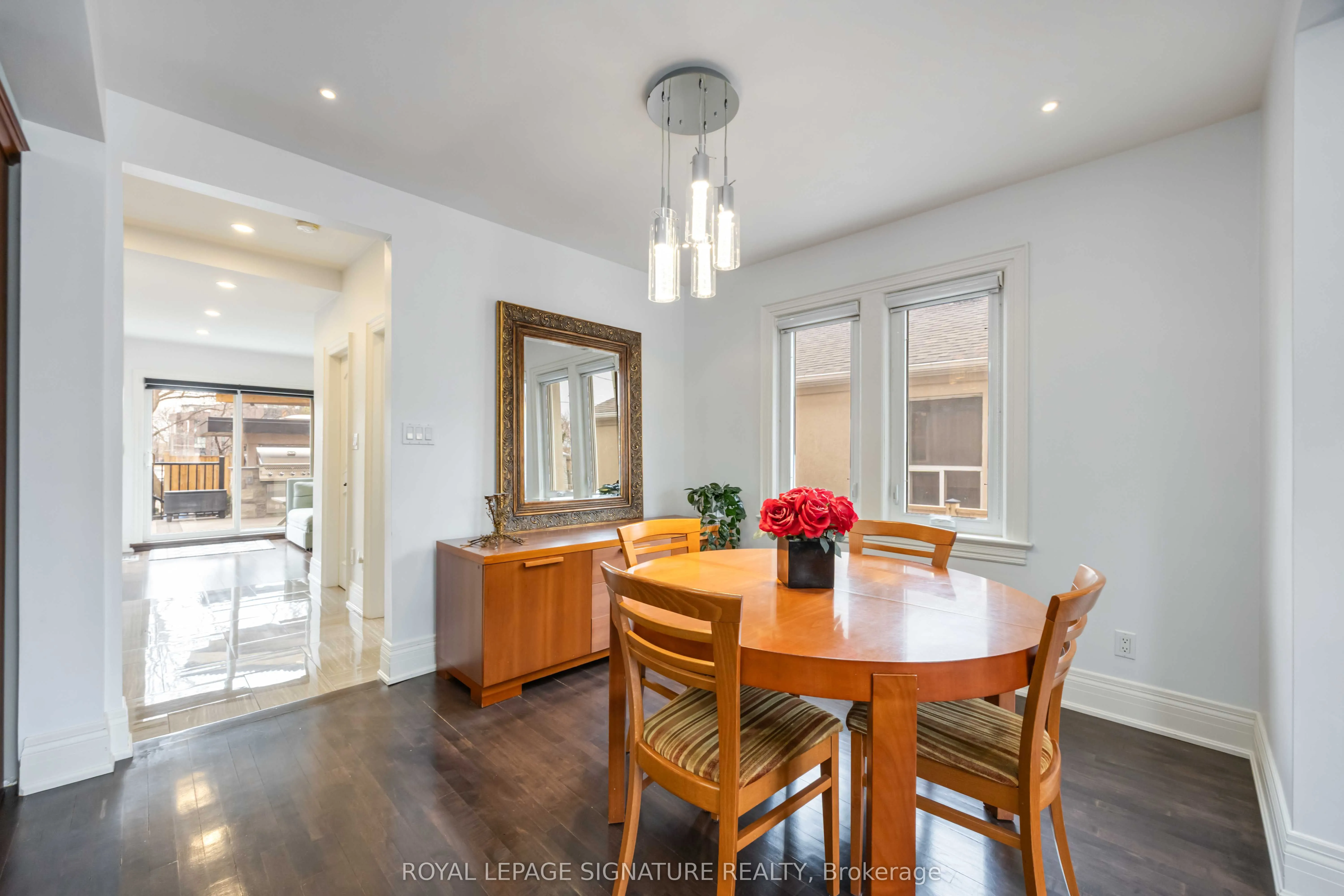 35 Rainbow Drive