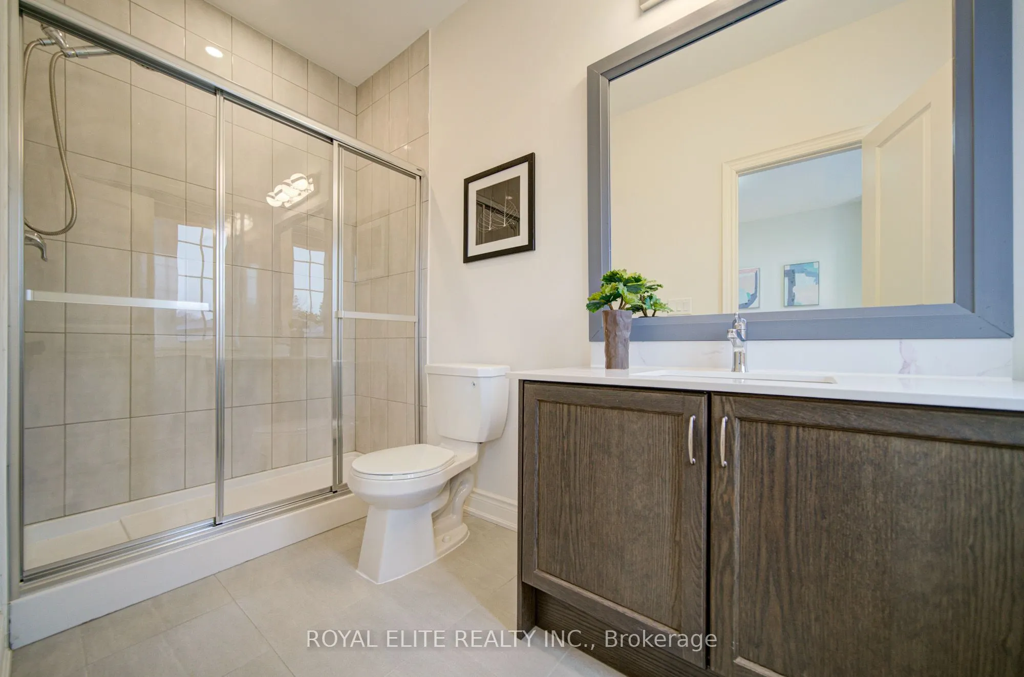 57 Betty May Crescent