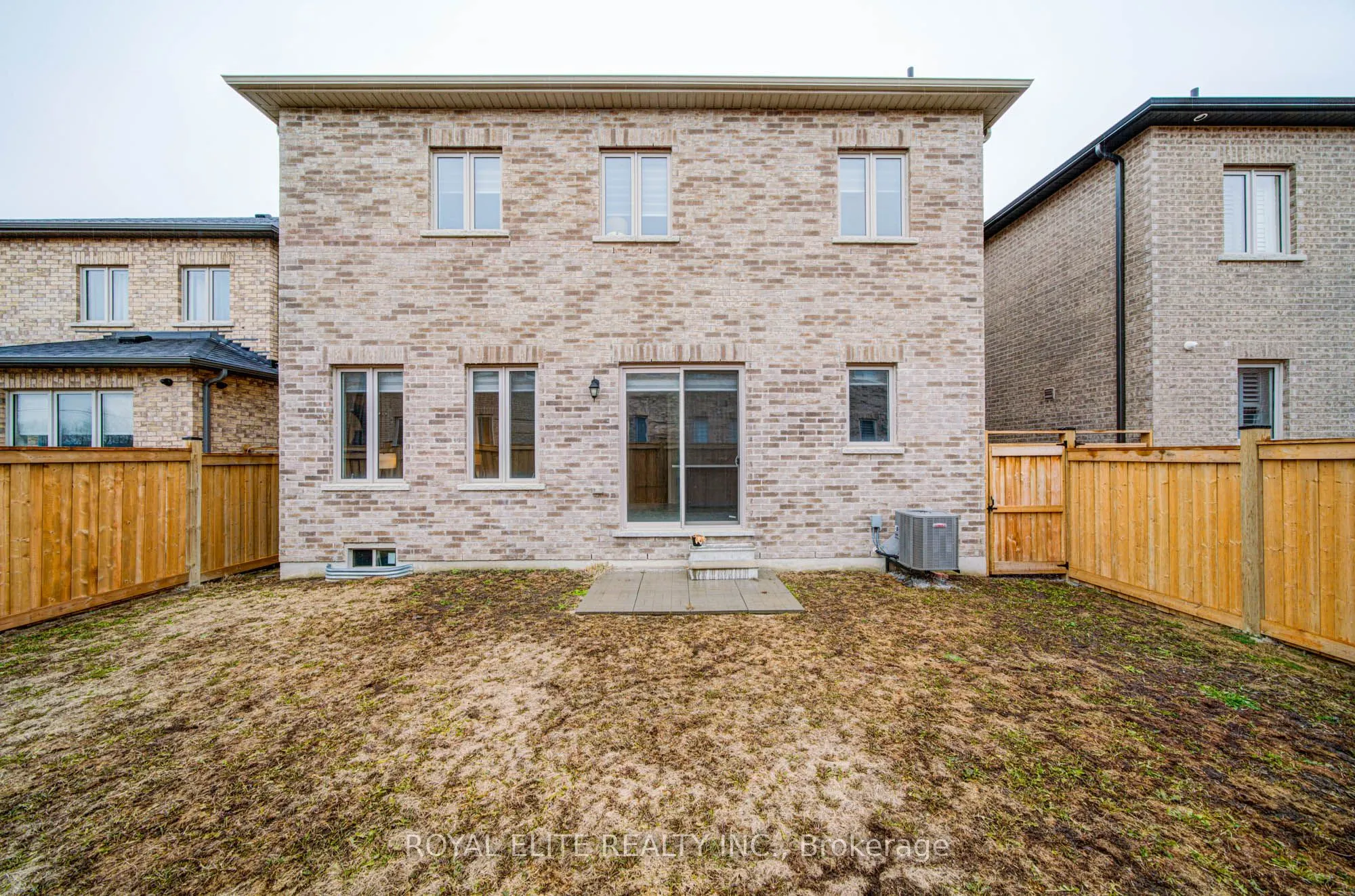 57 Betty May Crescent