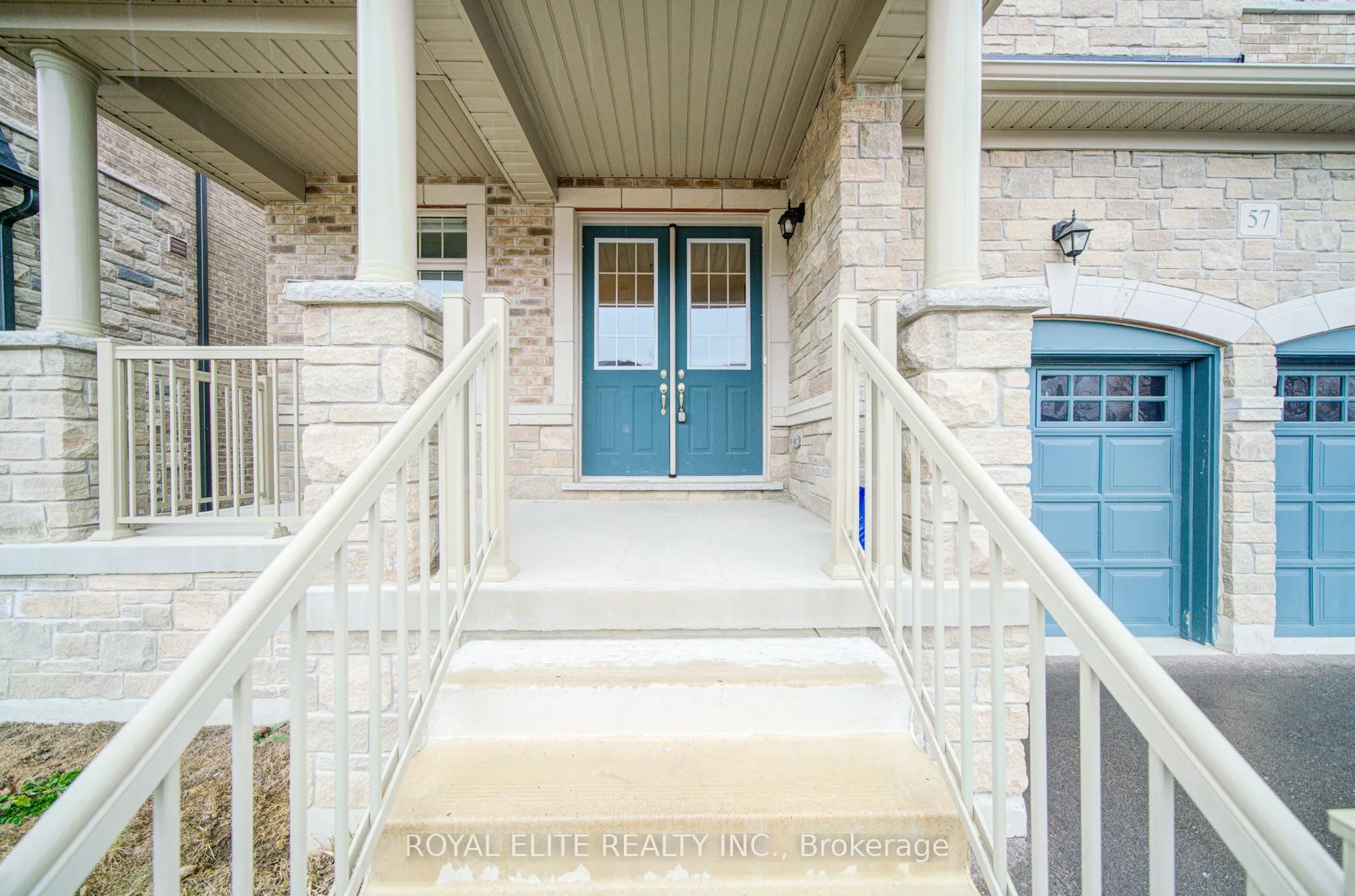 57 Betty May Crescent
