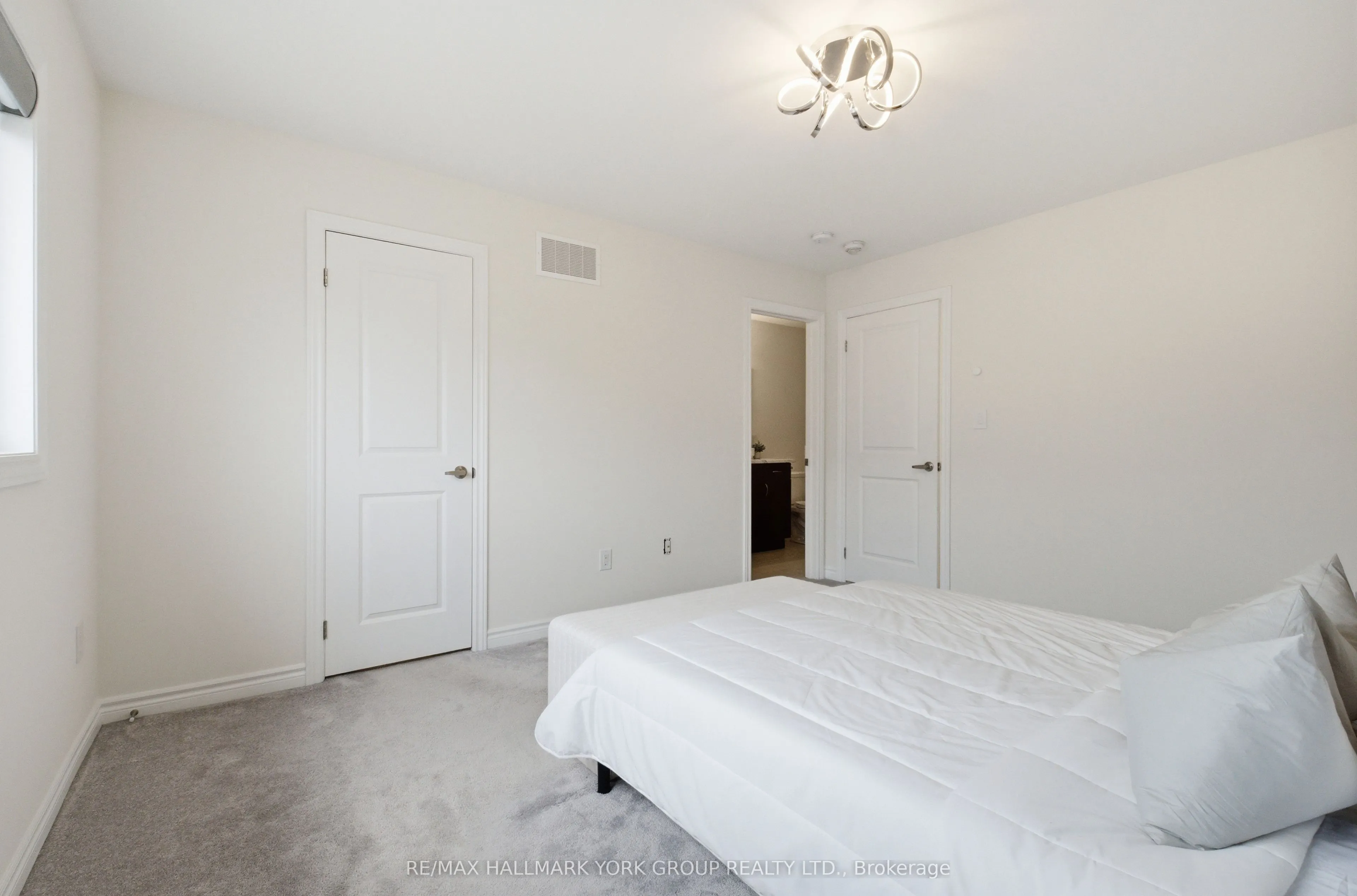 104 Gordon Circle