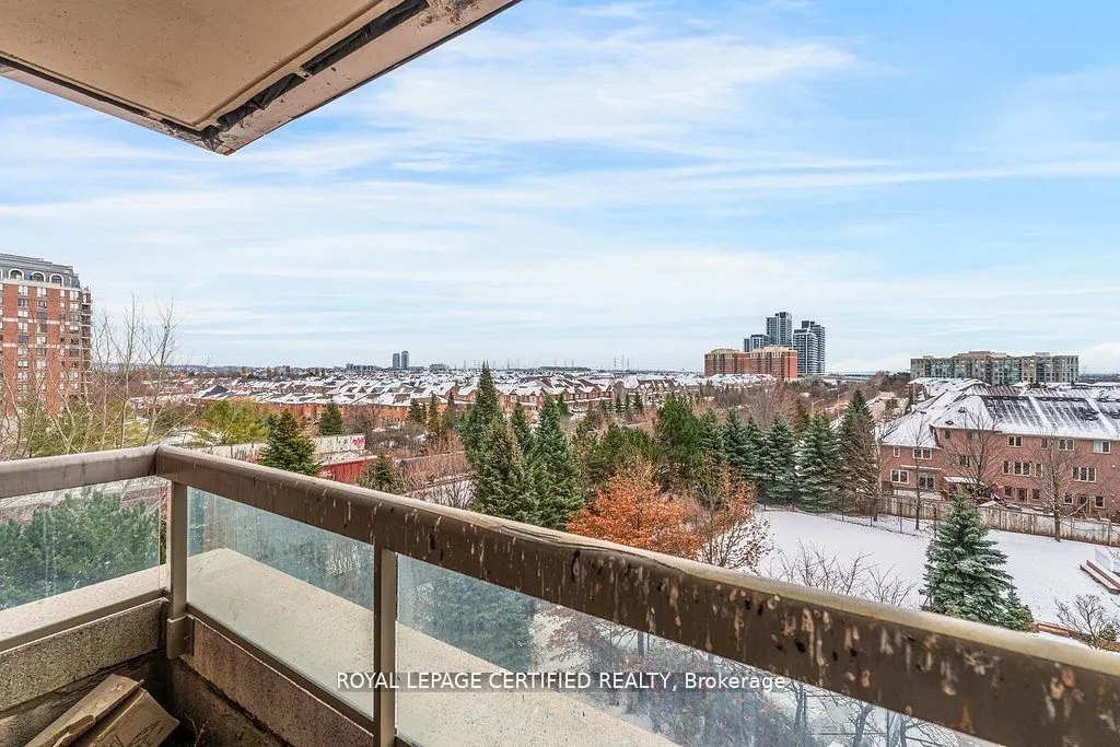 29 Northern Heights #606