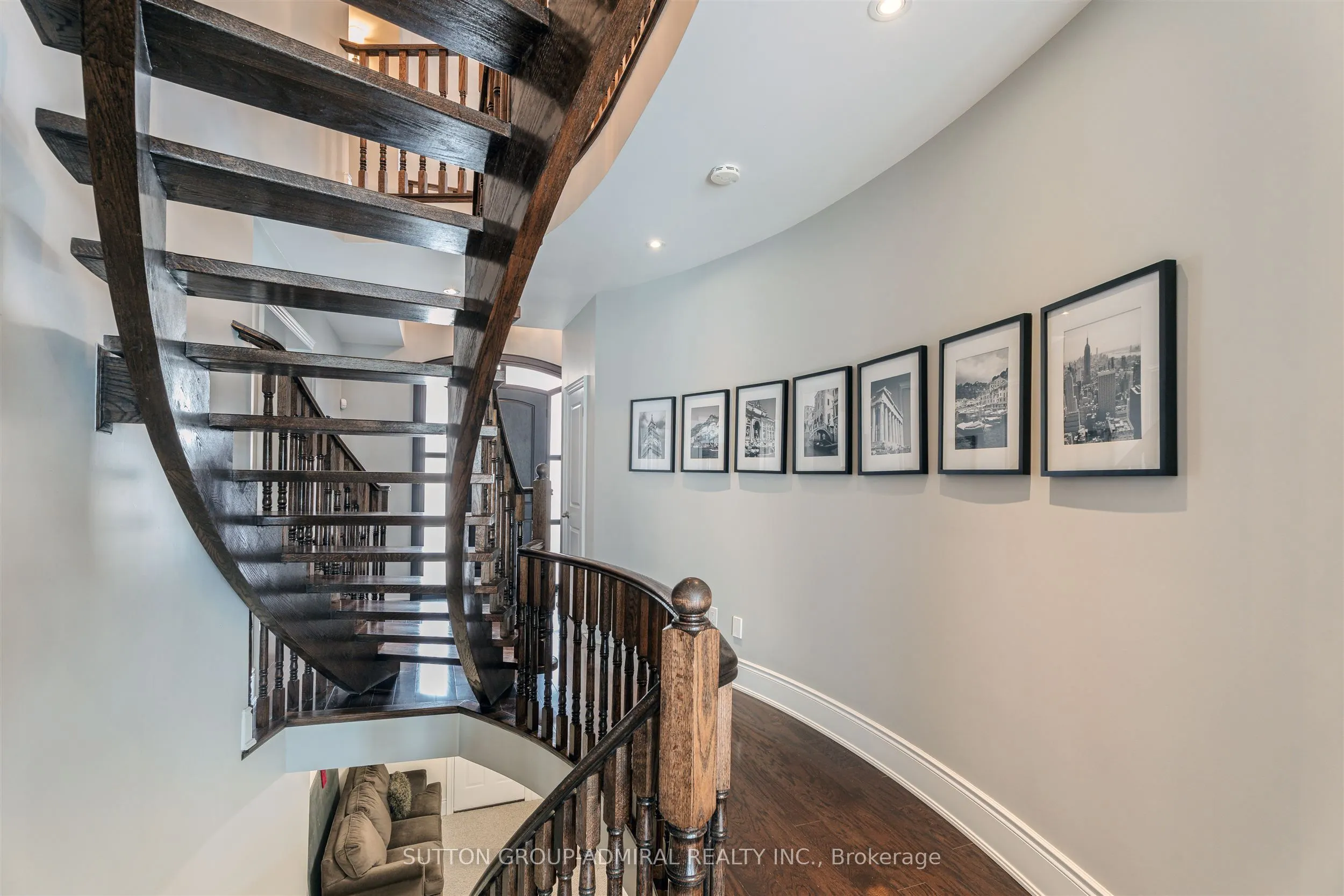 8 Chapel Gully Trail