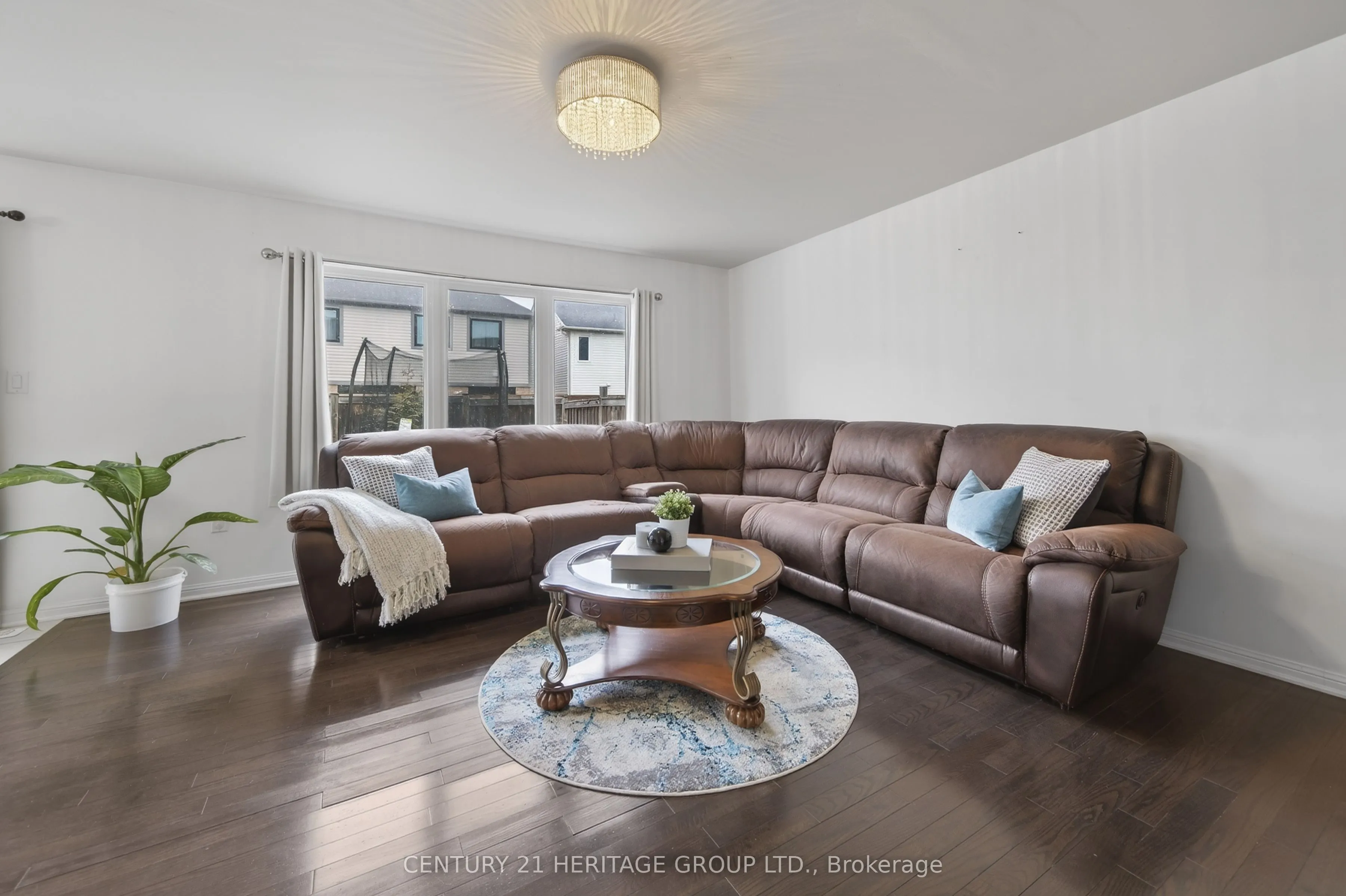 17 Gordon Drive
