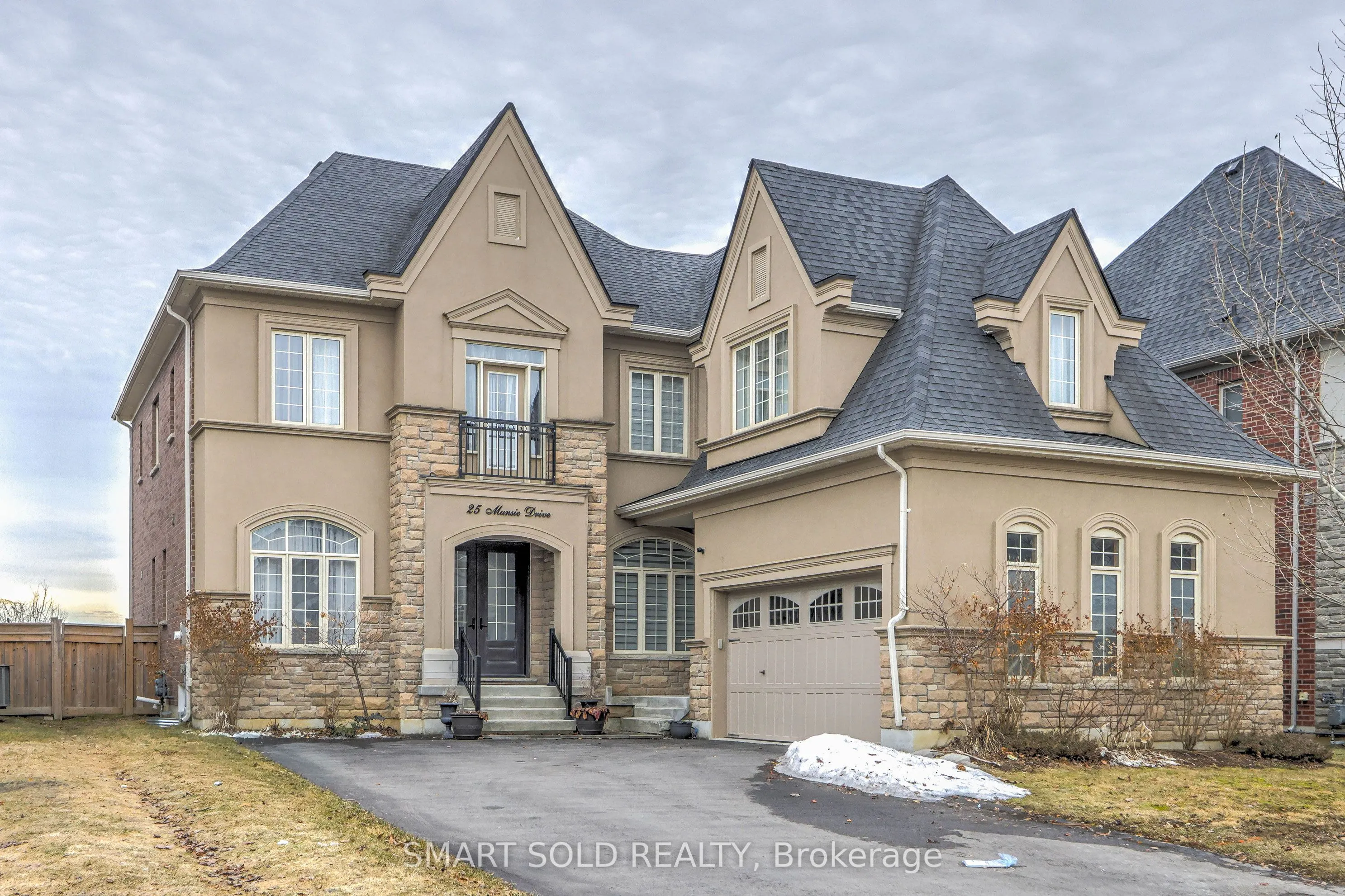 25 Munsie Drive