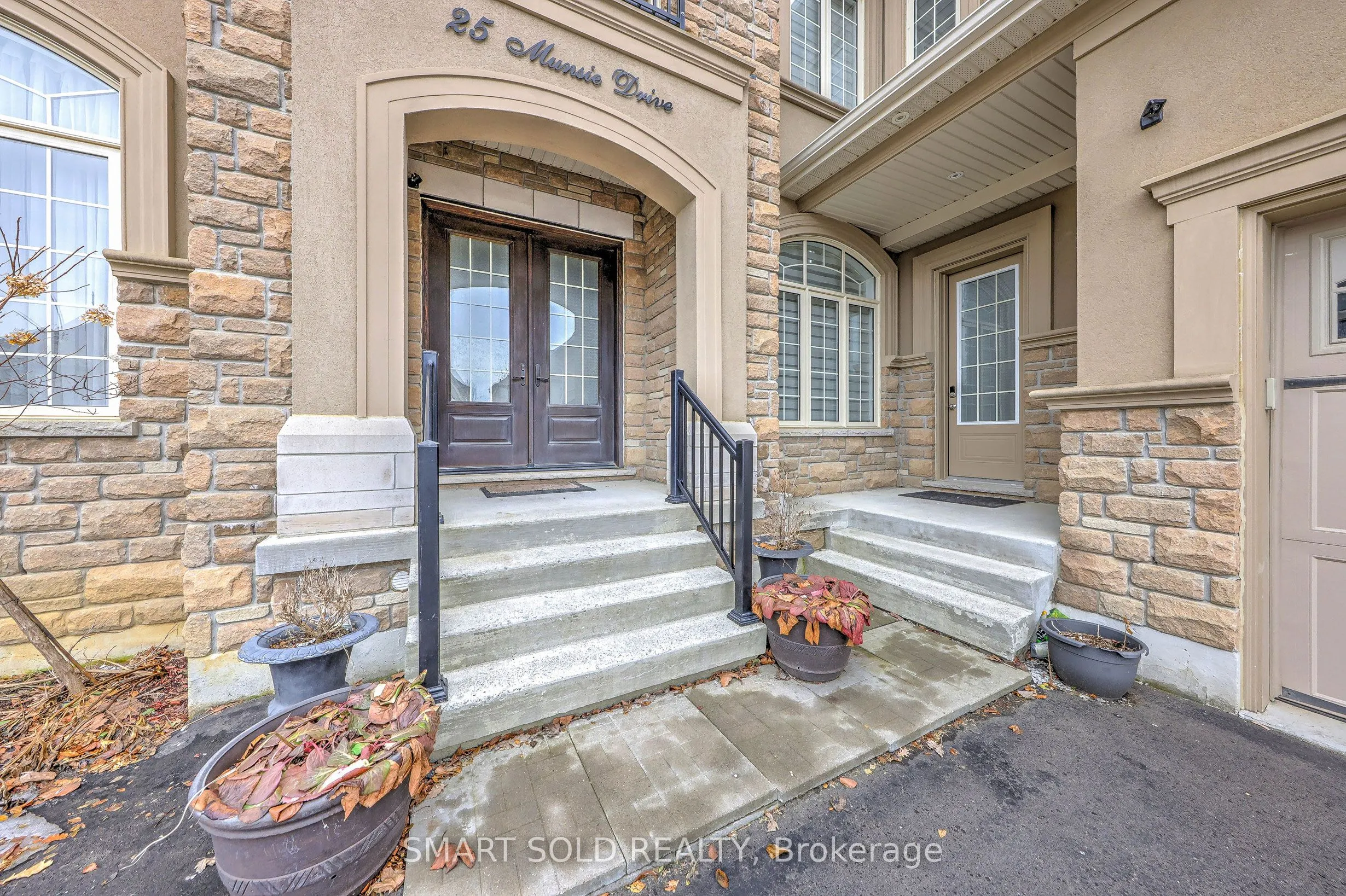 25 Munsie Drive