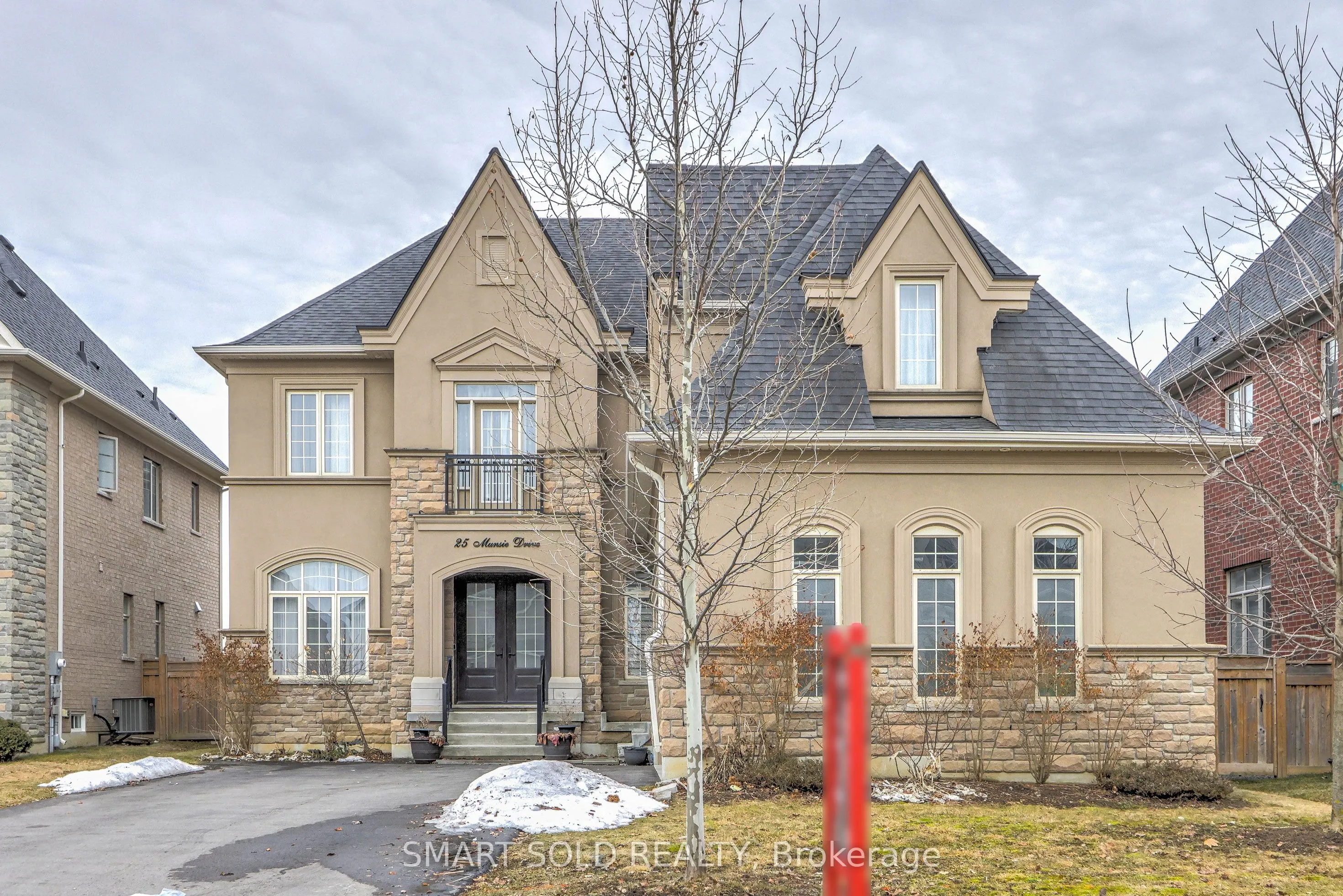 25 Munsie Drive
