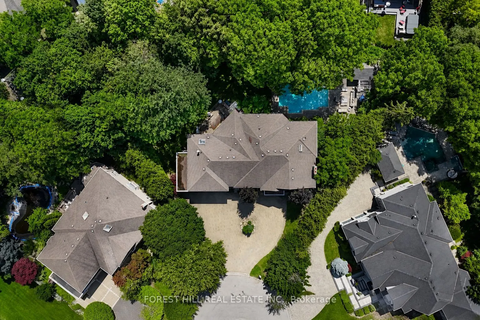 161 Renaissance Court