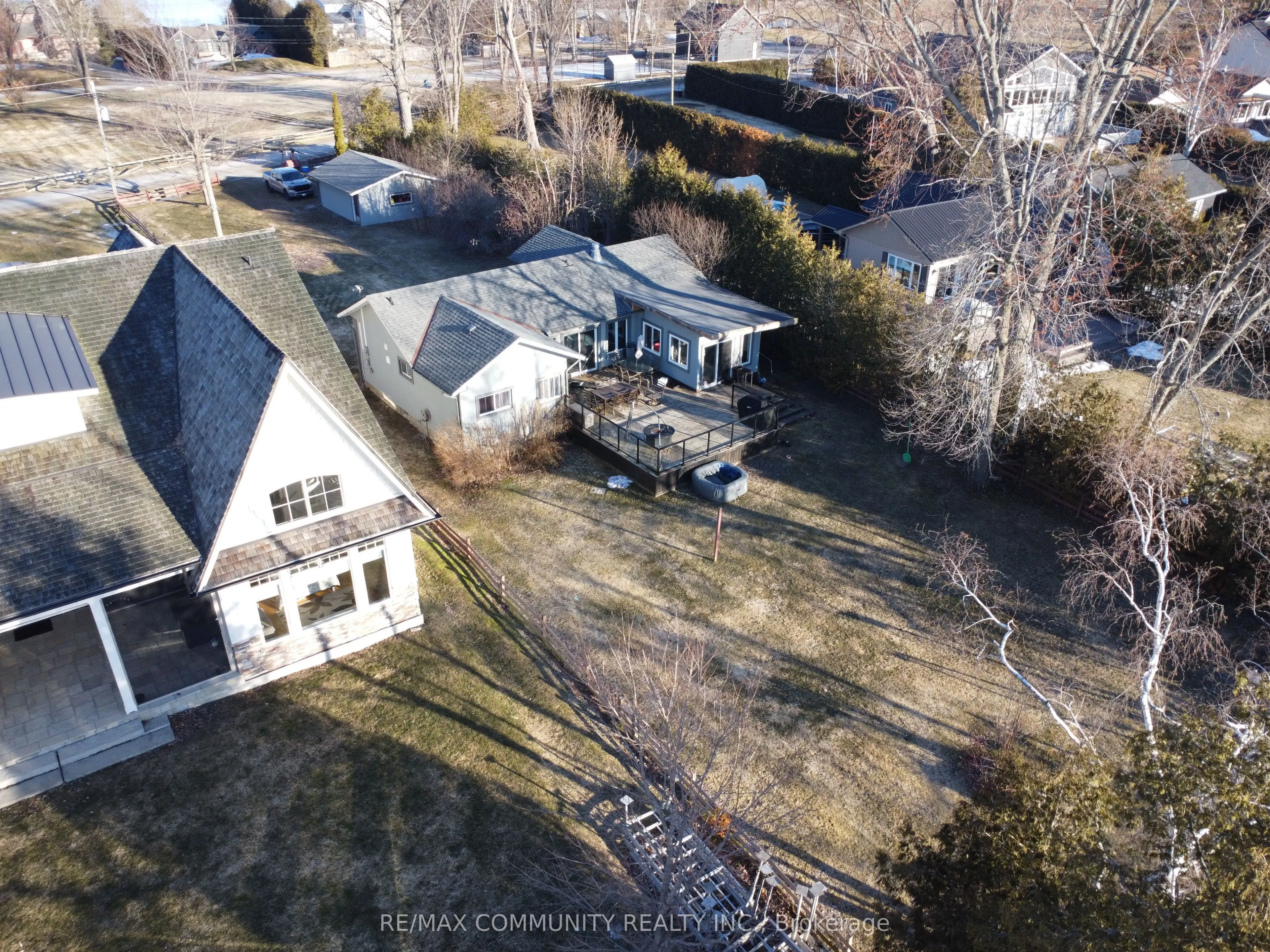 579 Duclos Point Road