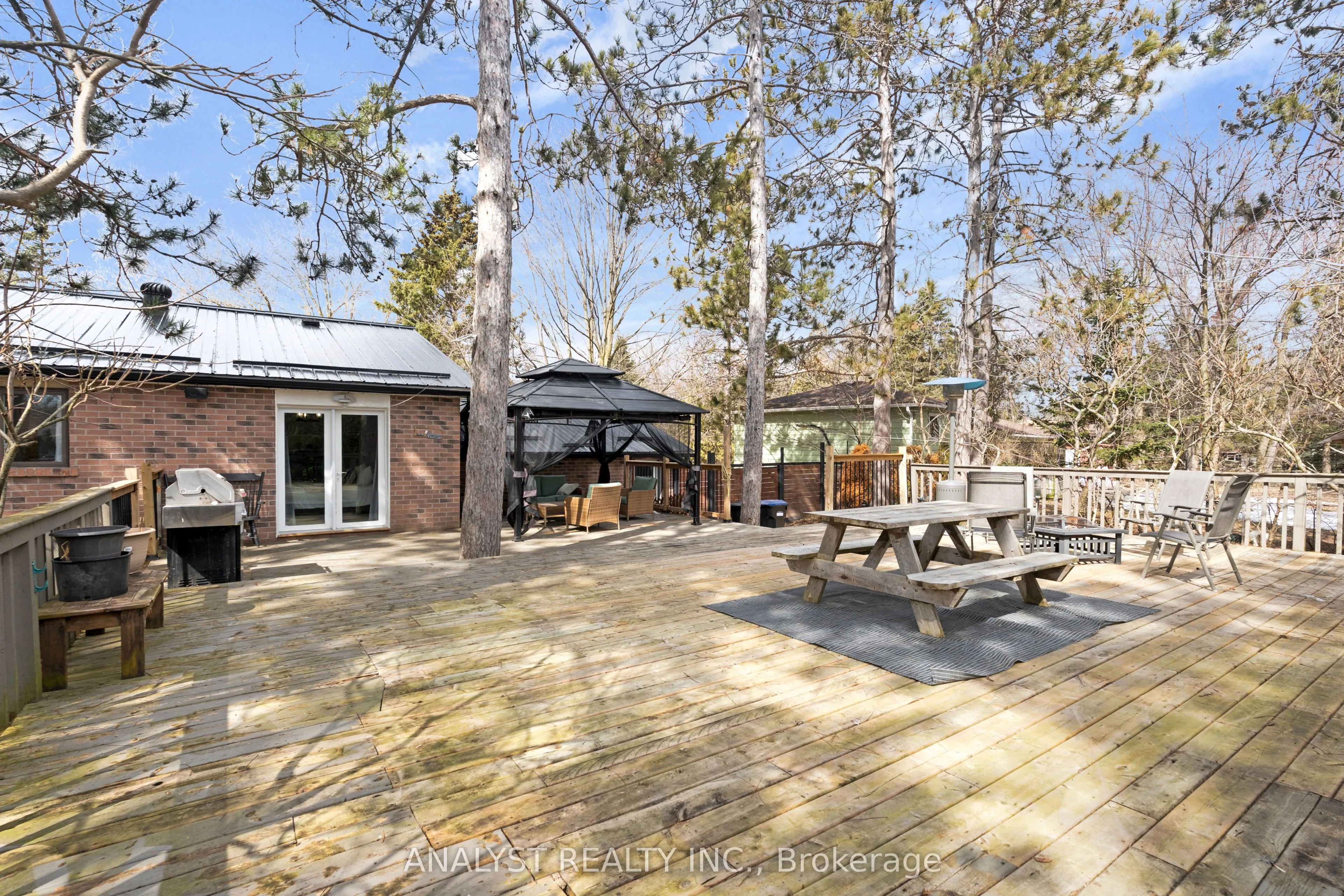 19 Pine Park Boulevard