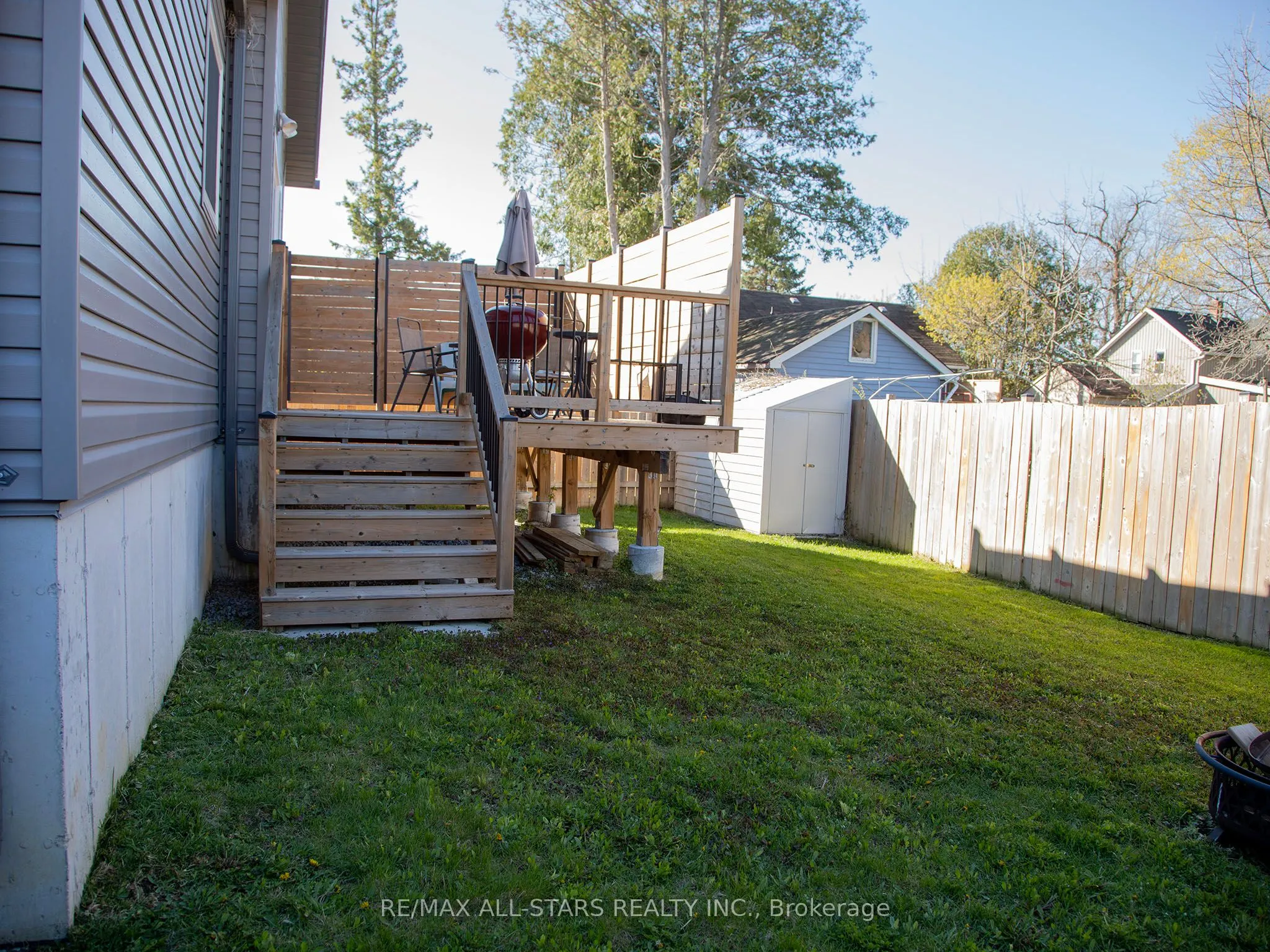 8 Georgina Street
