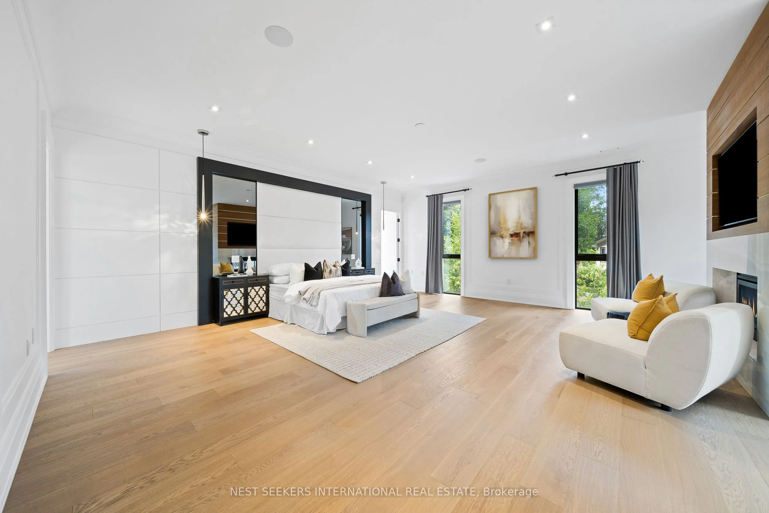 36 Waymar Heights Boulevard