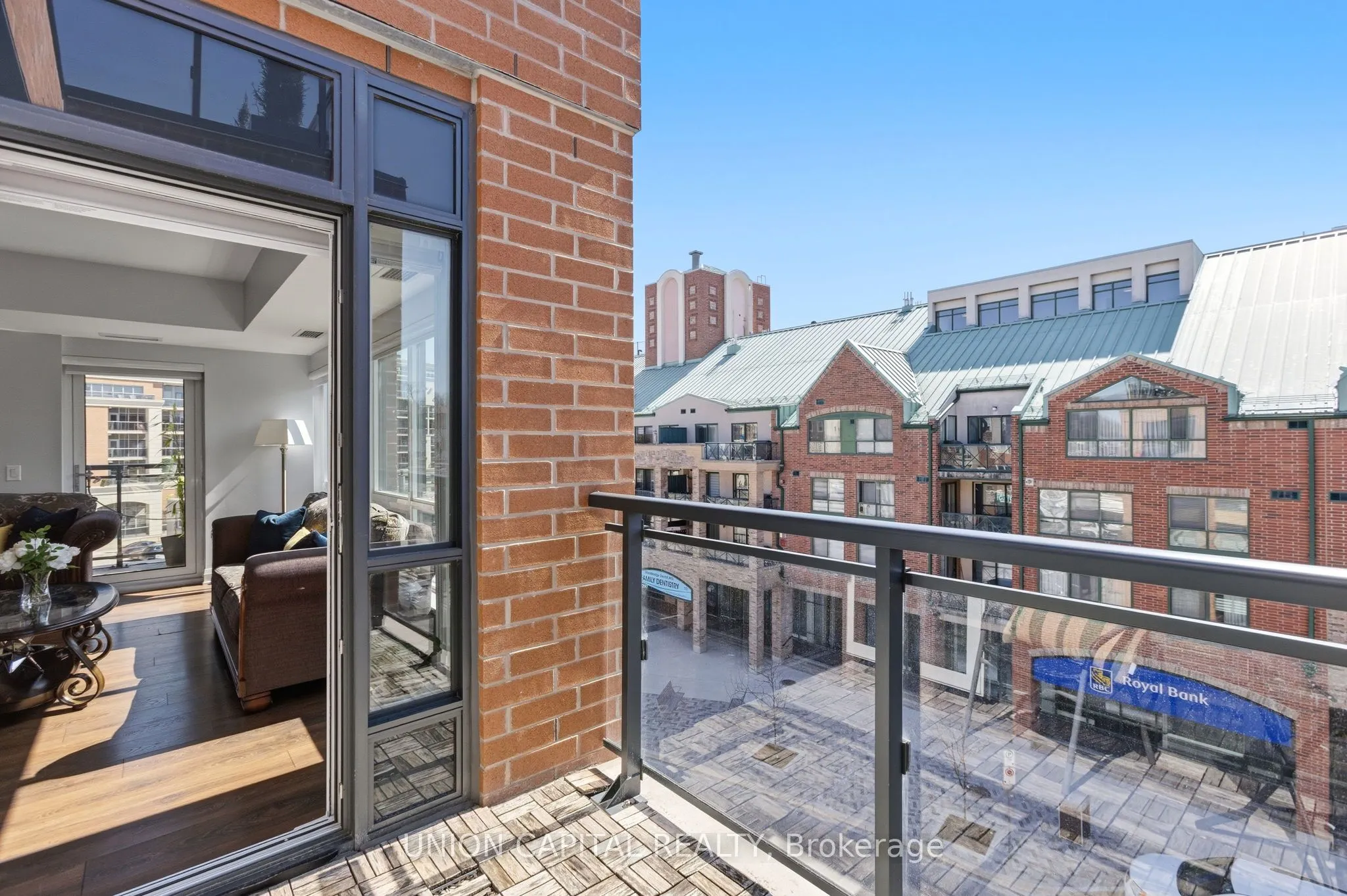 112 Woodbridge Avenue #412
