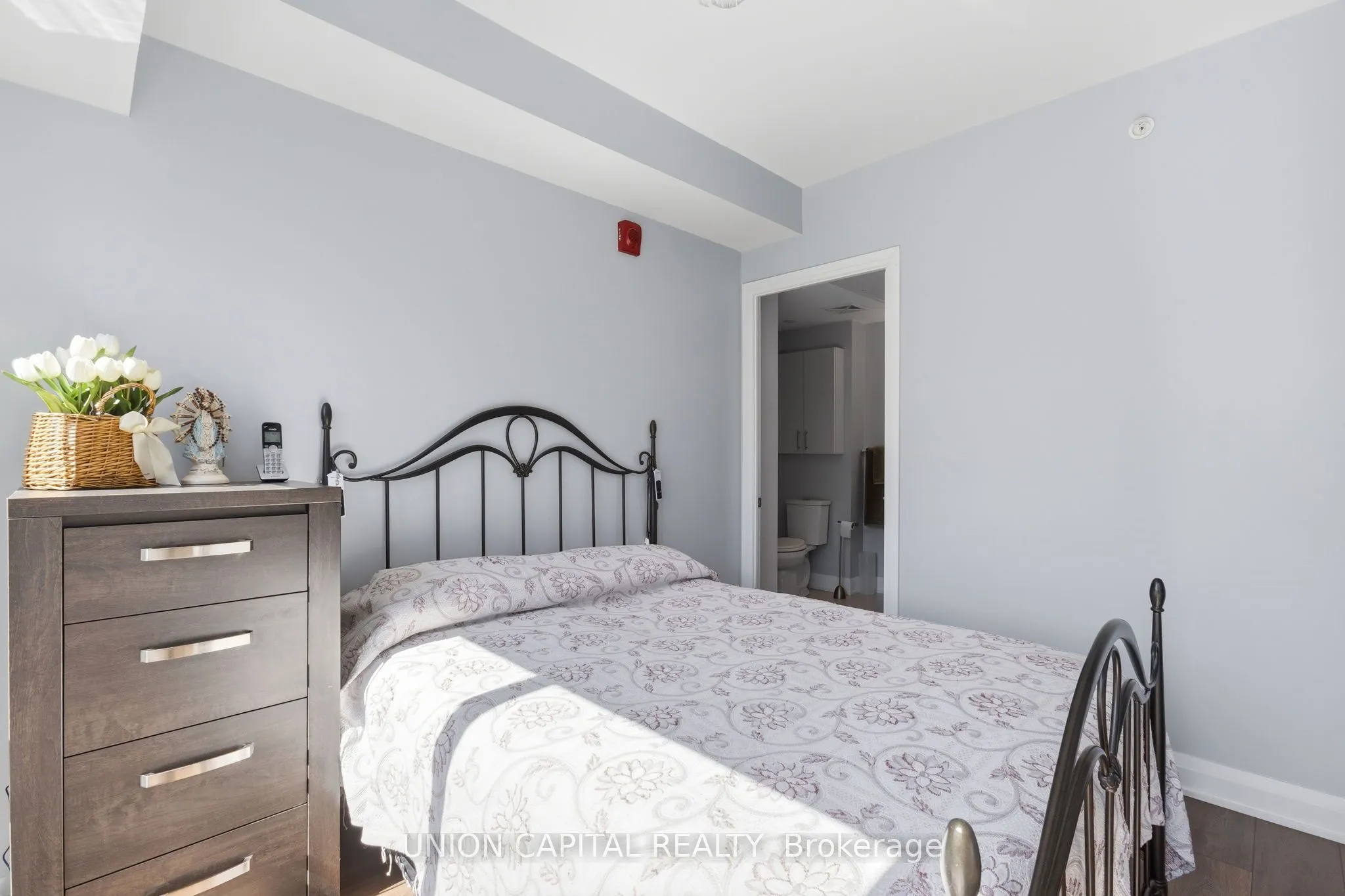 112 Woodbridge Avenue #412