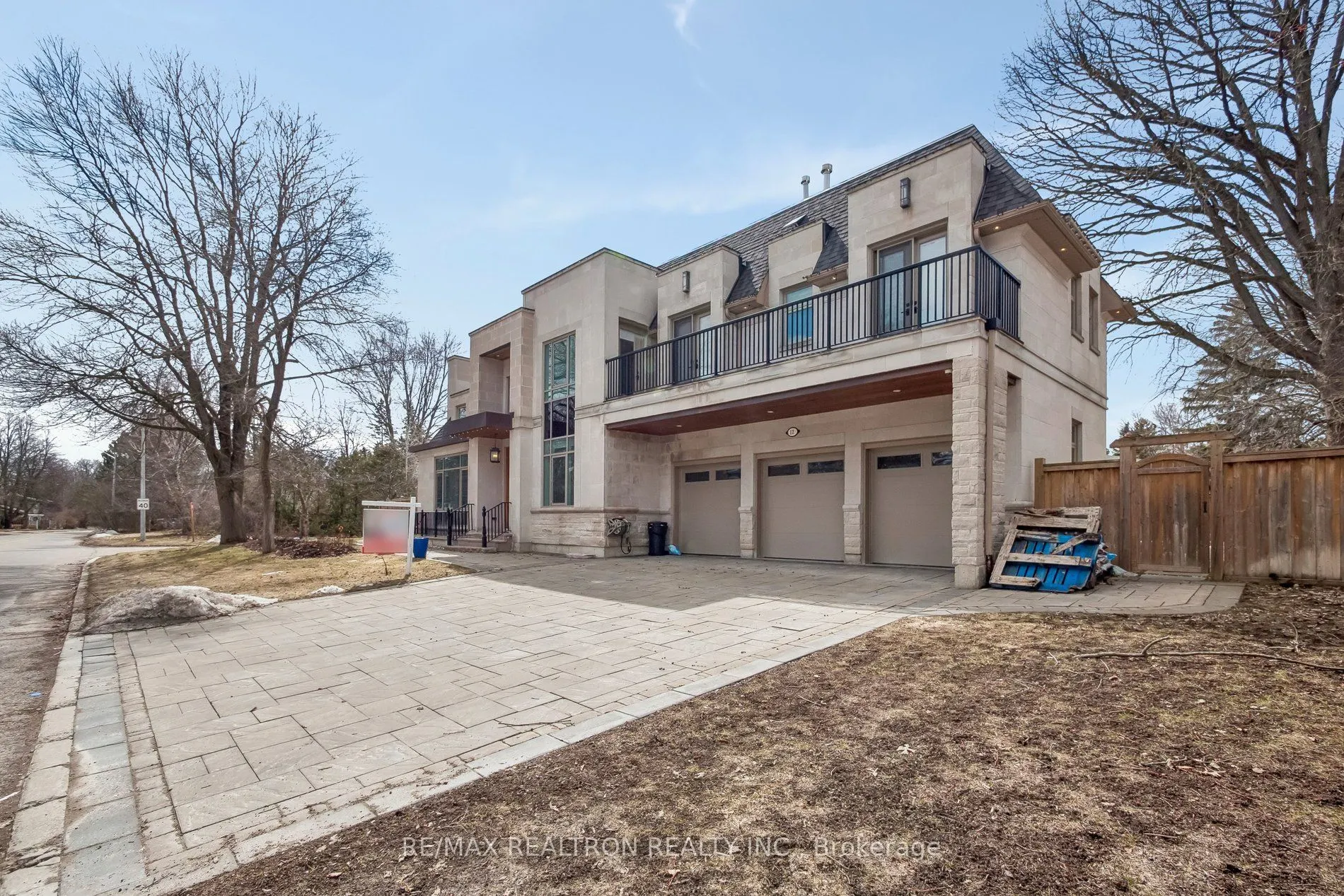 12 Miner Circle