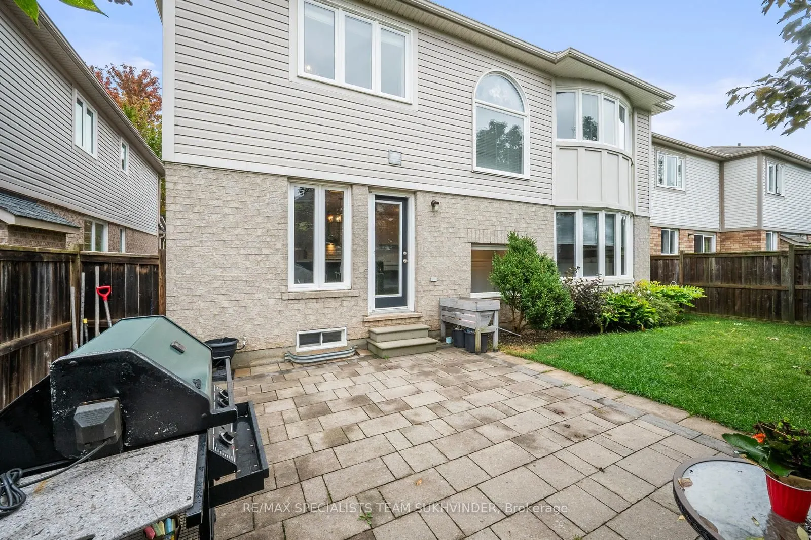 12 Dunning Drive