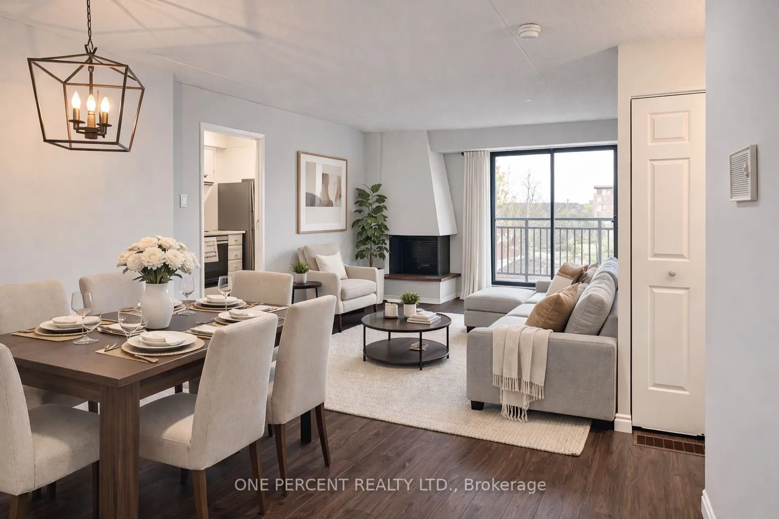 15390 Yonge Street #406