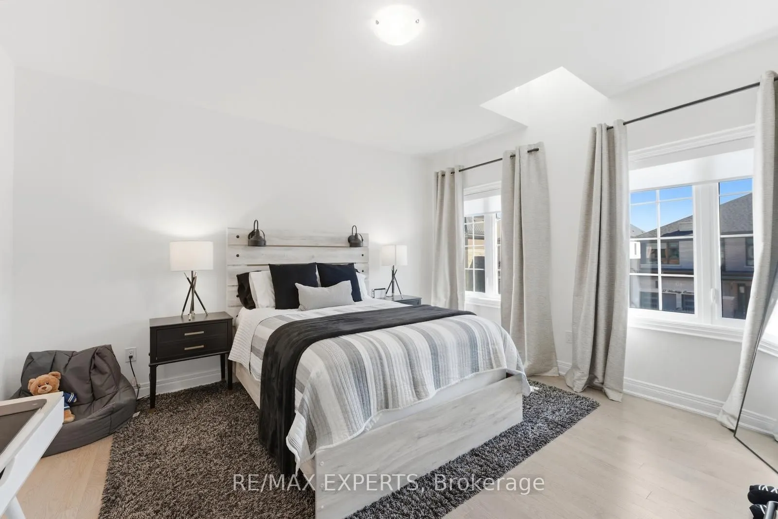 54 Winthrop Crescent
