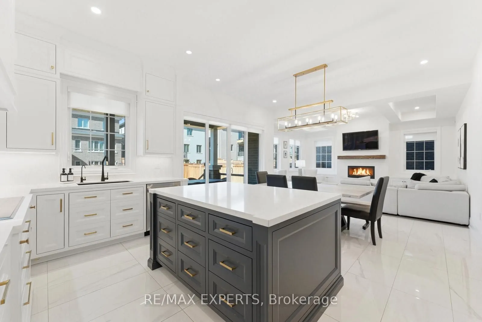 54 Winthrop Crescent