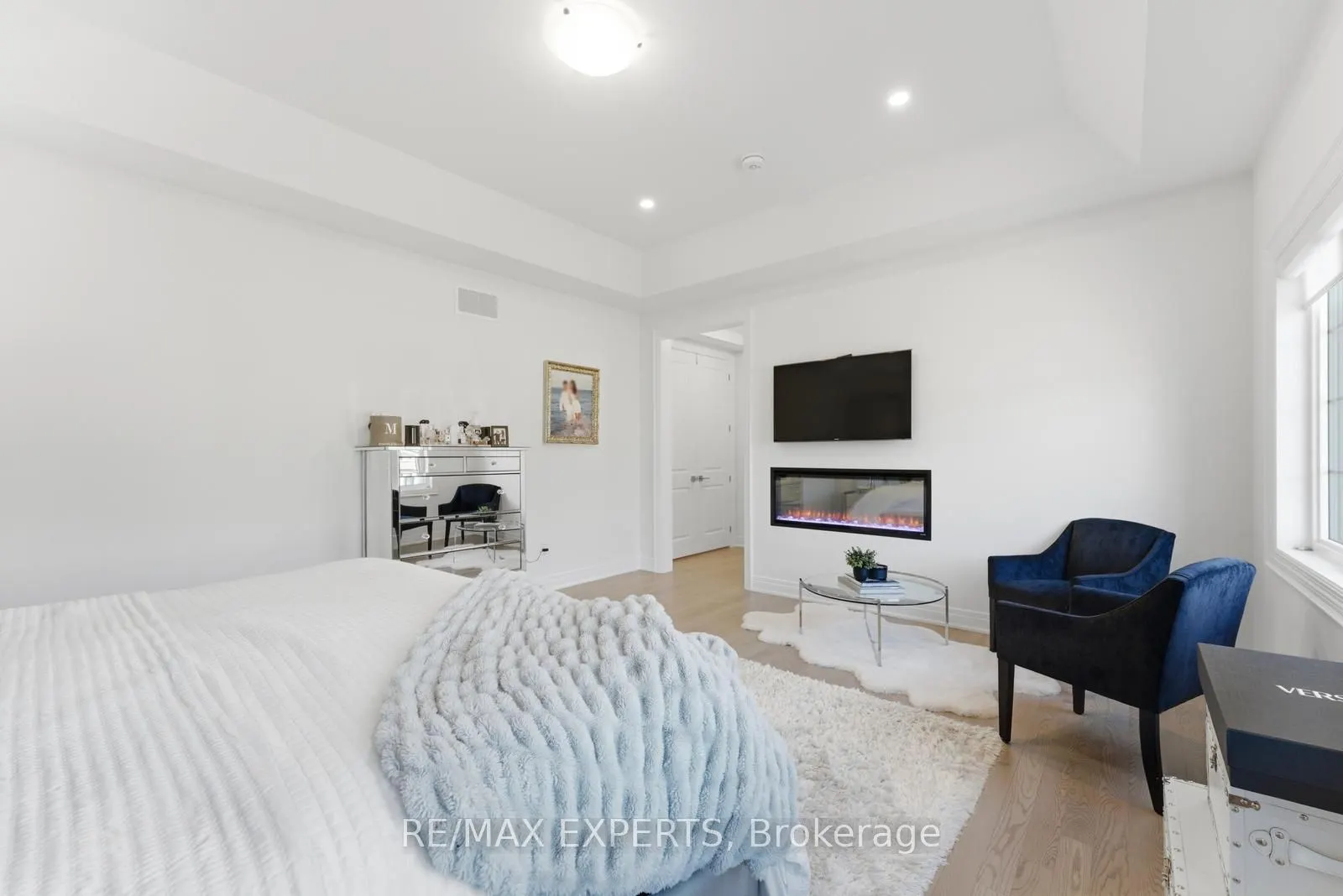 54 Winthrop Crescent