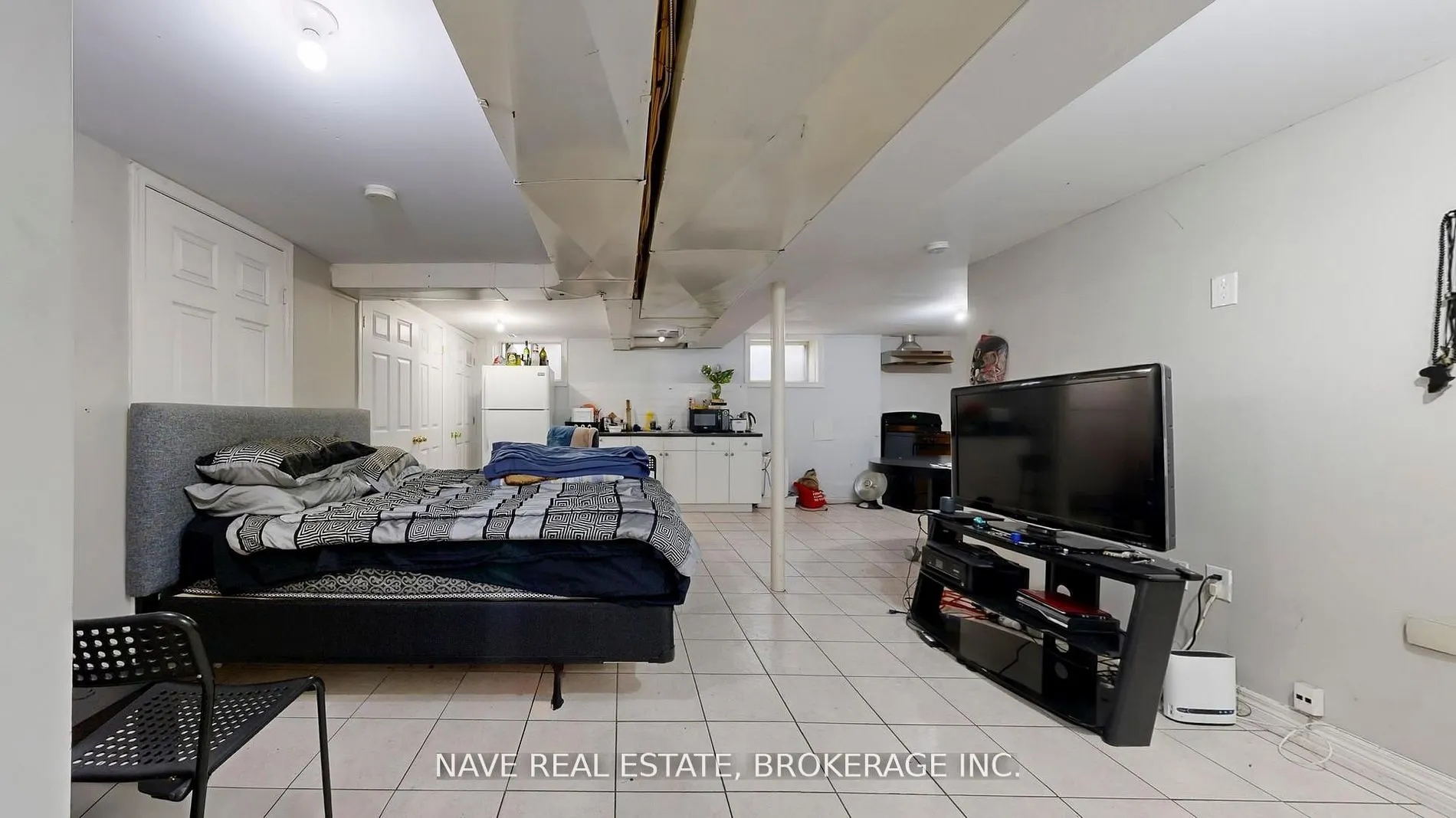 9747 Bathurst Street