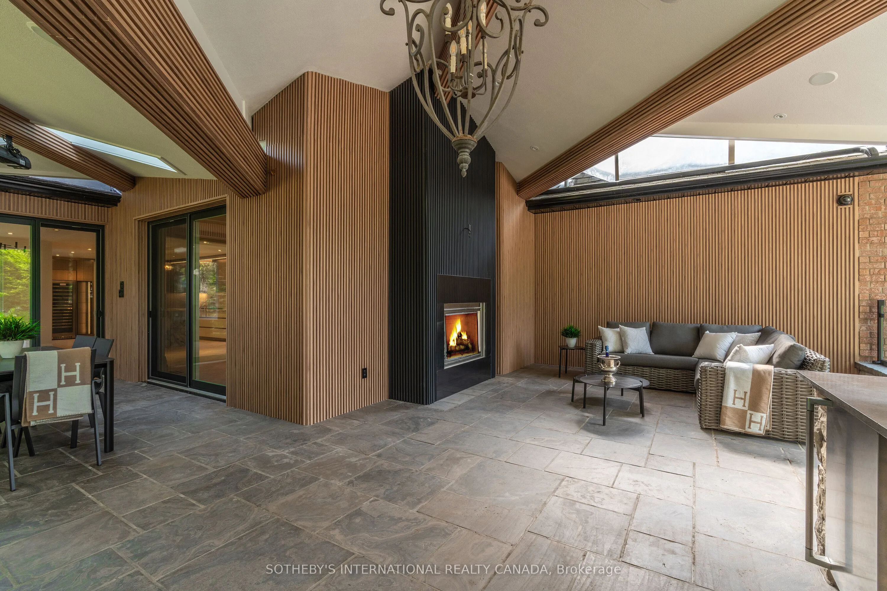 85 Cowan Drive