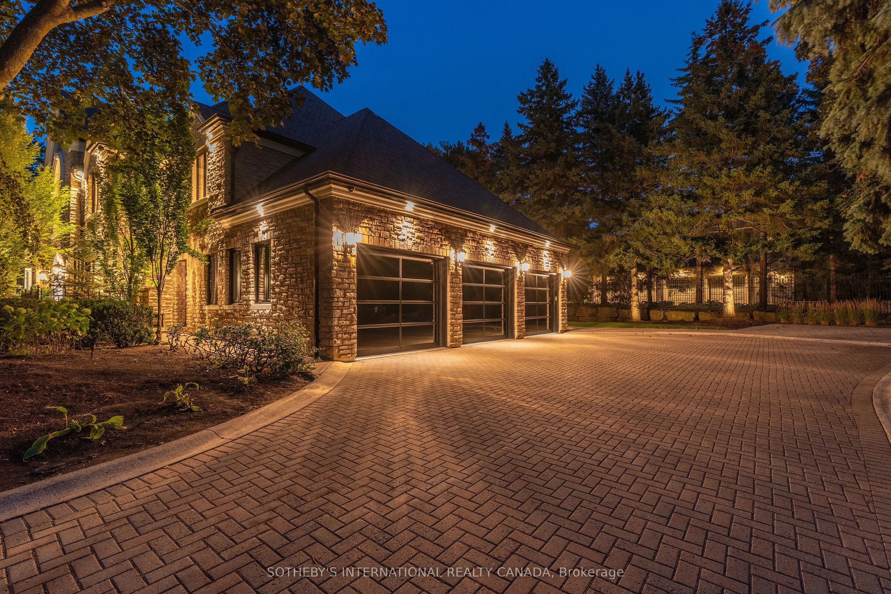 85 Cowan Drive