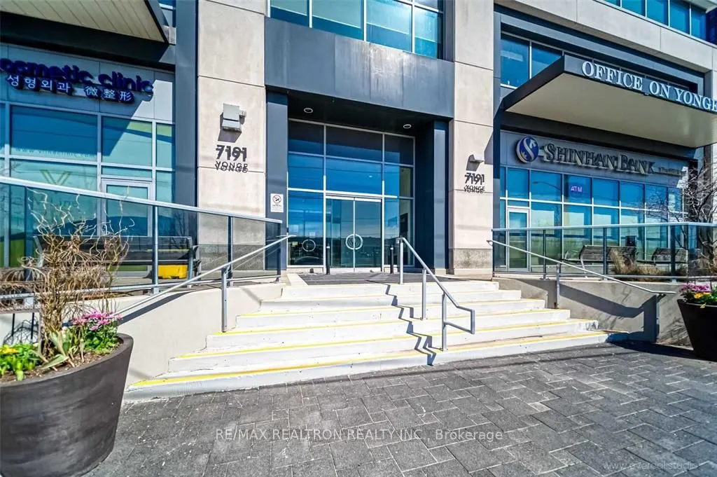 7191 Yonge Street #512
