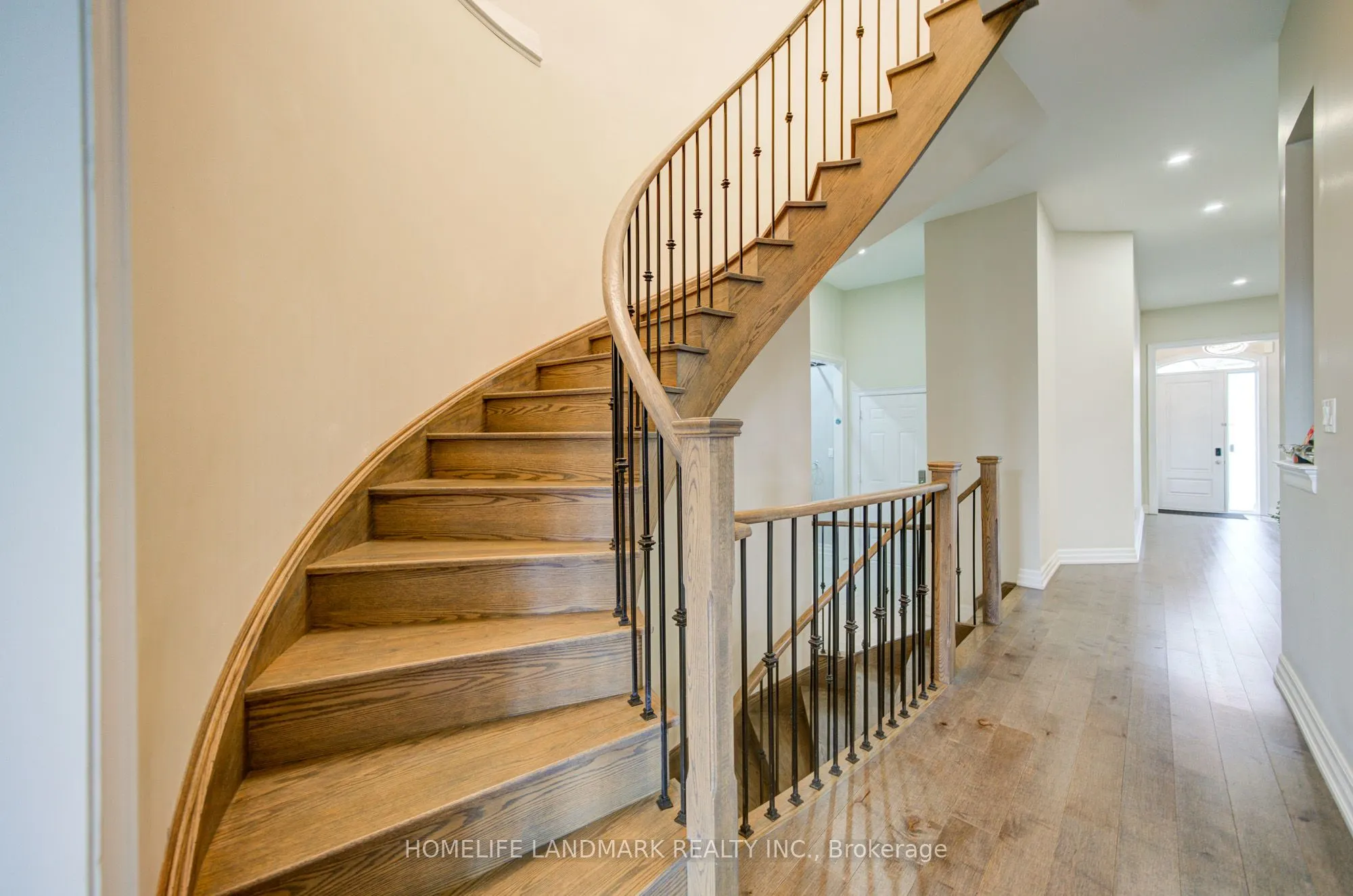 43 Mike Boshevski Court