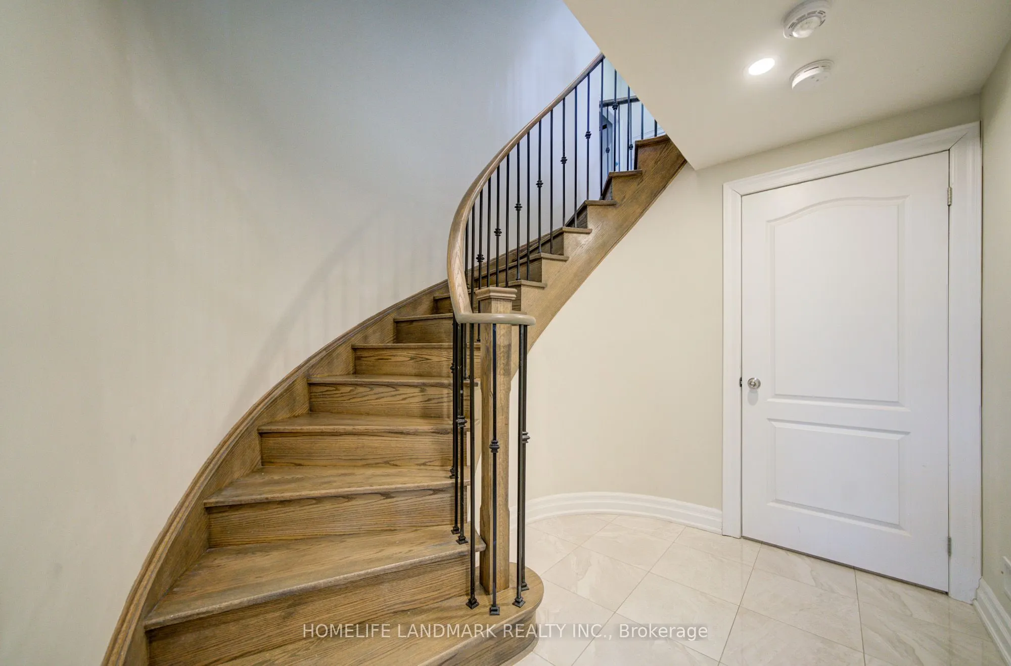 43 Mike Boshevski Court
