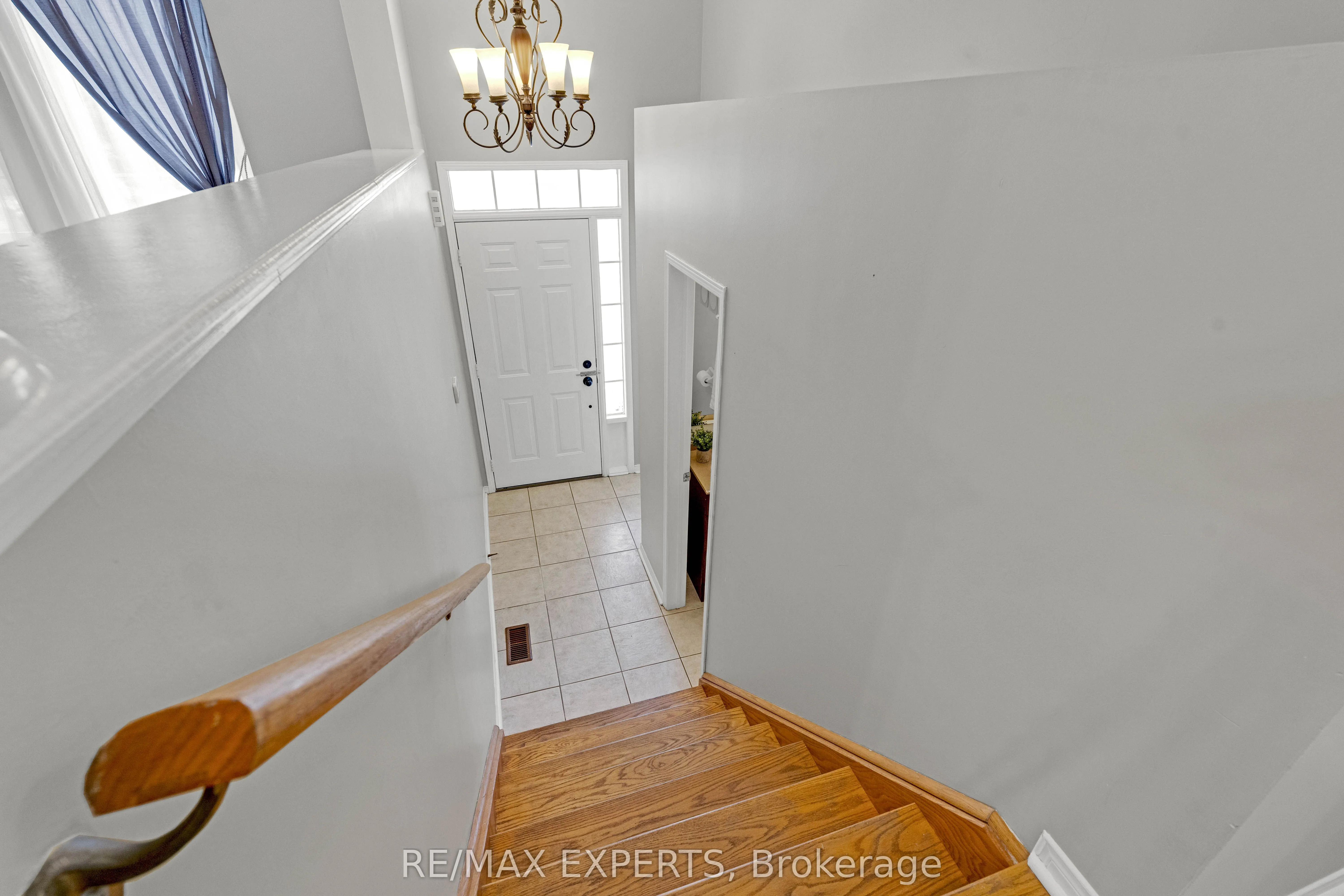 19 Foxchase Avenue #61