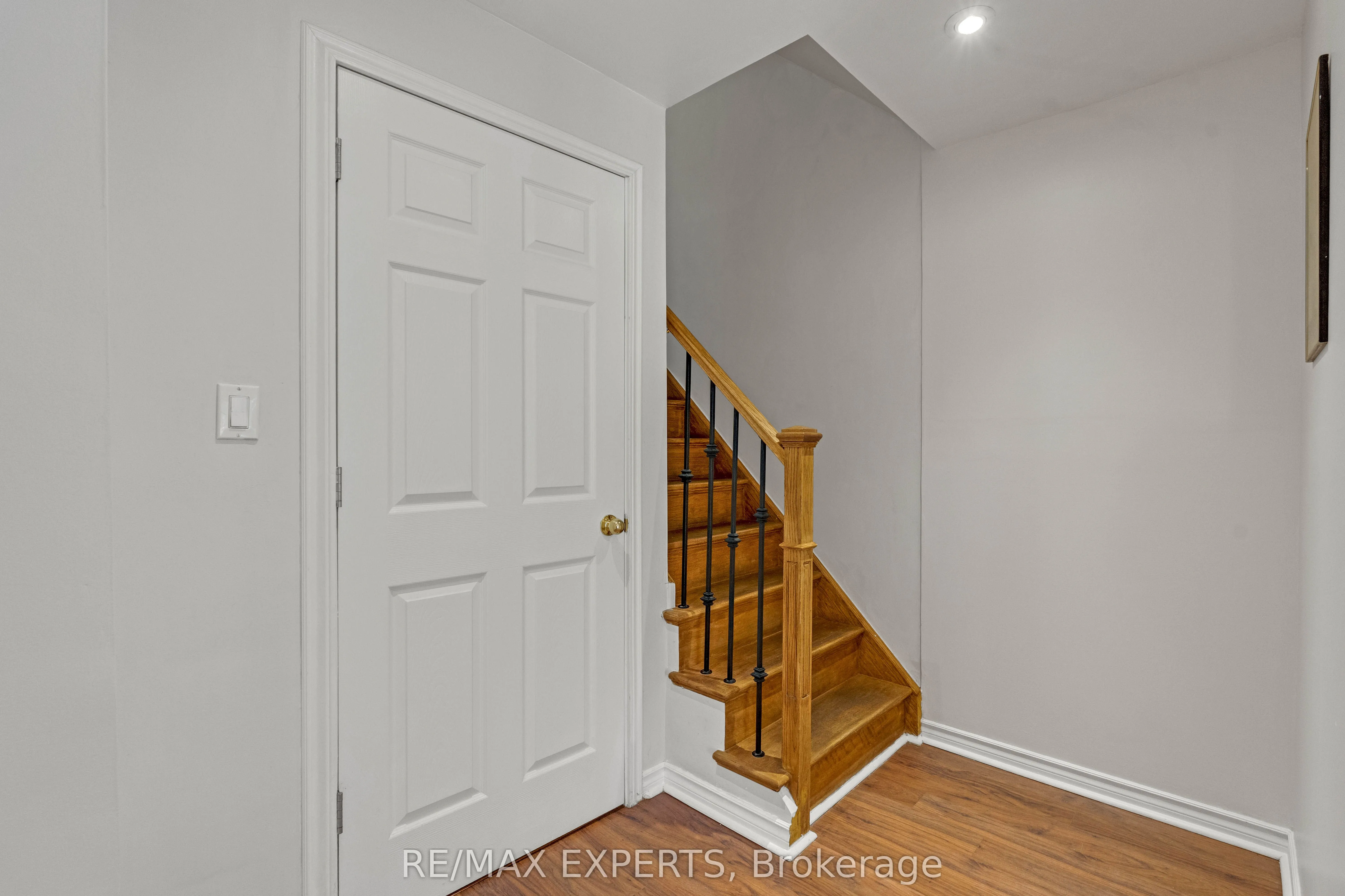 19 Foxchase Avenue #61