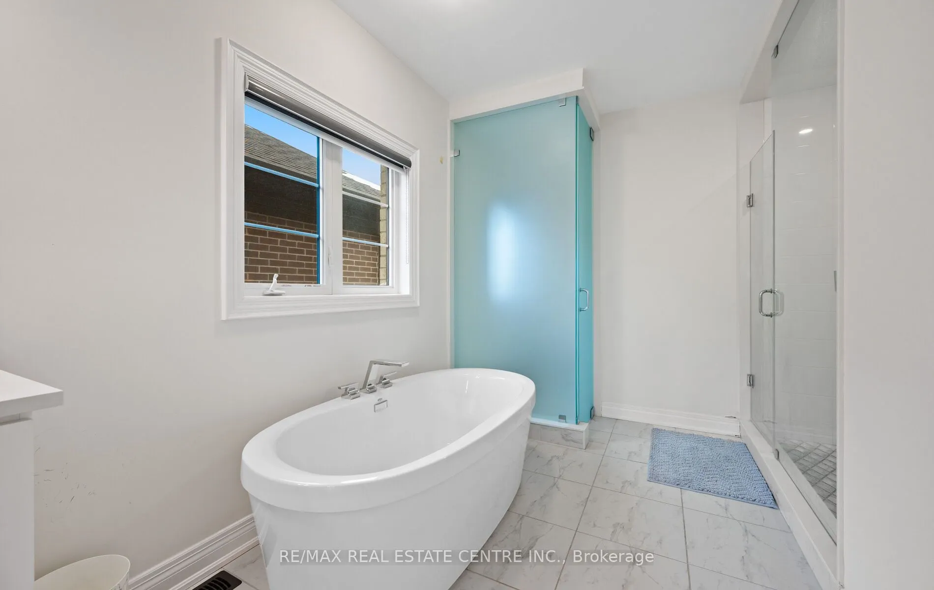 160 Wainfleet Crescent