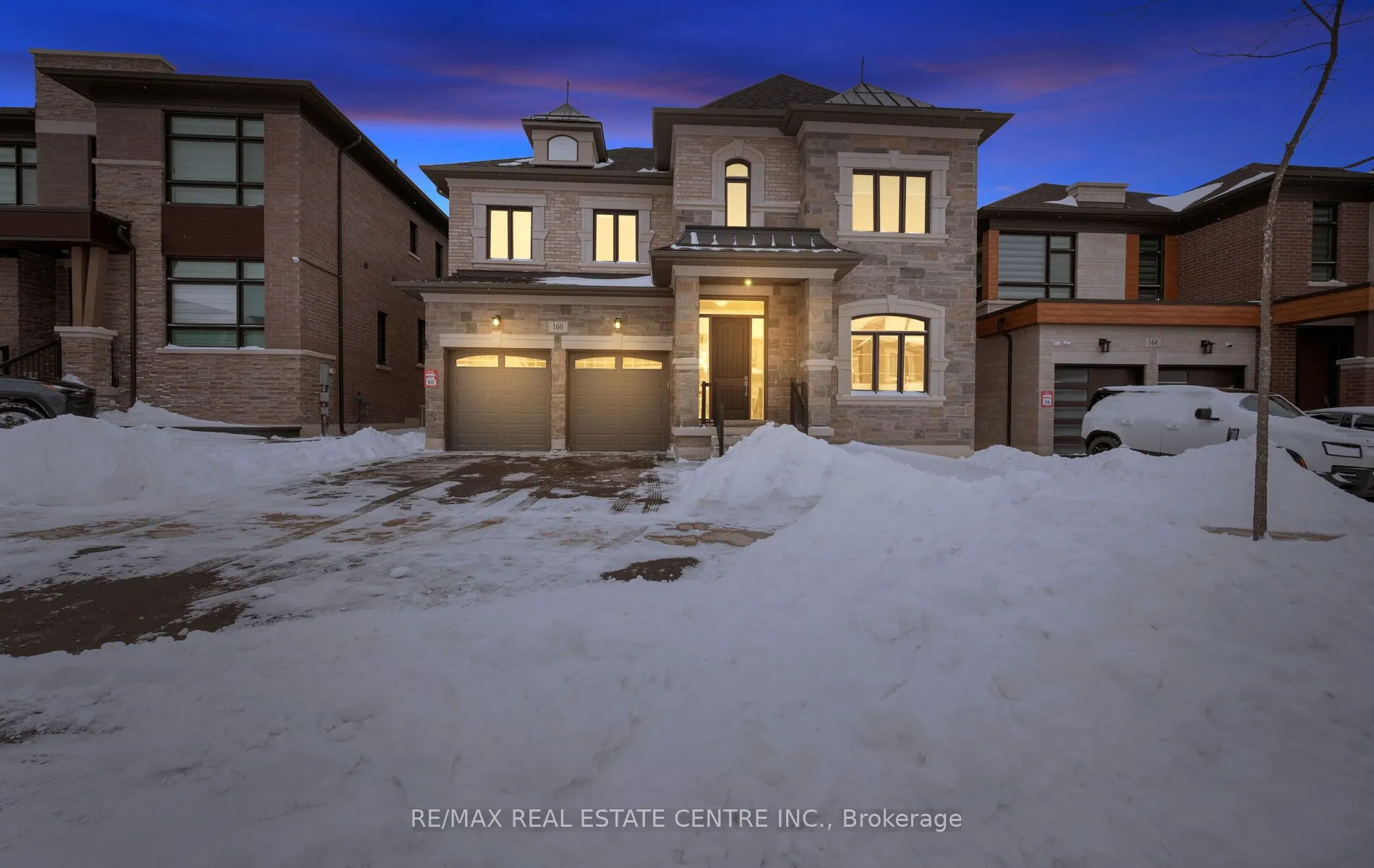 160 Wainfleet Crescent